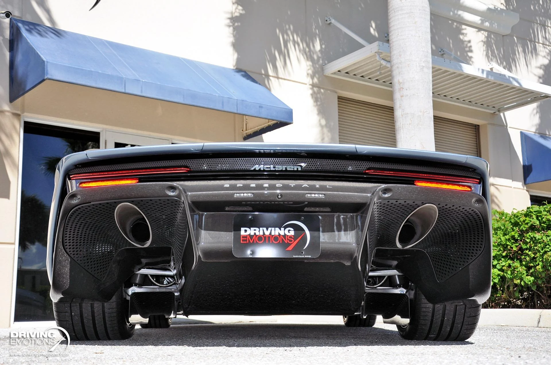 mph027_2961895134_821_p28_l_47add7c0f1