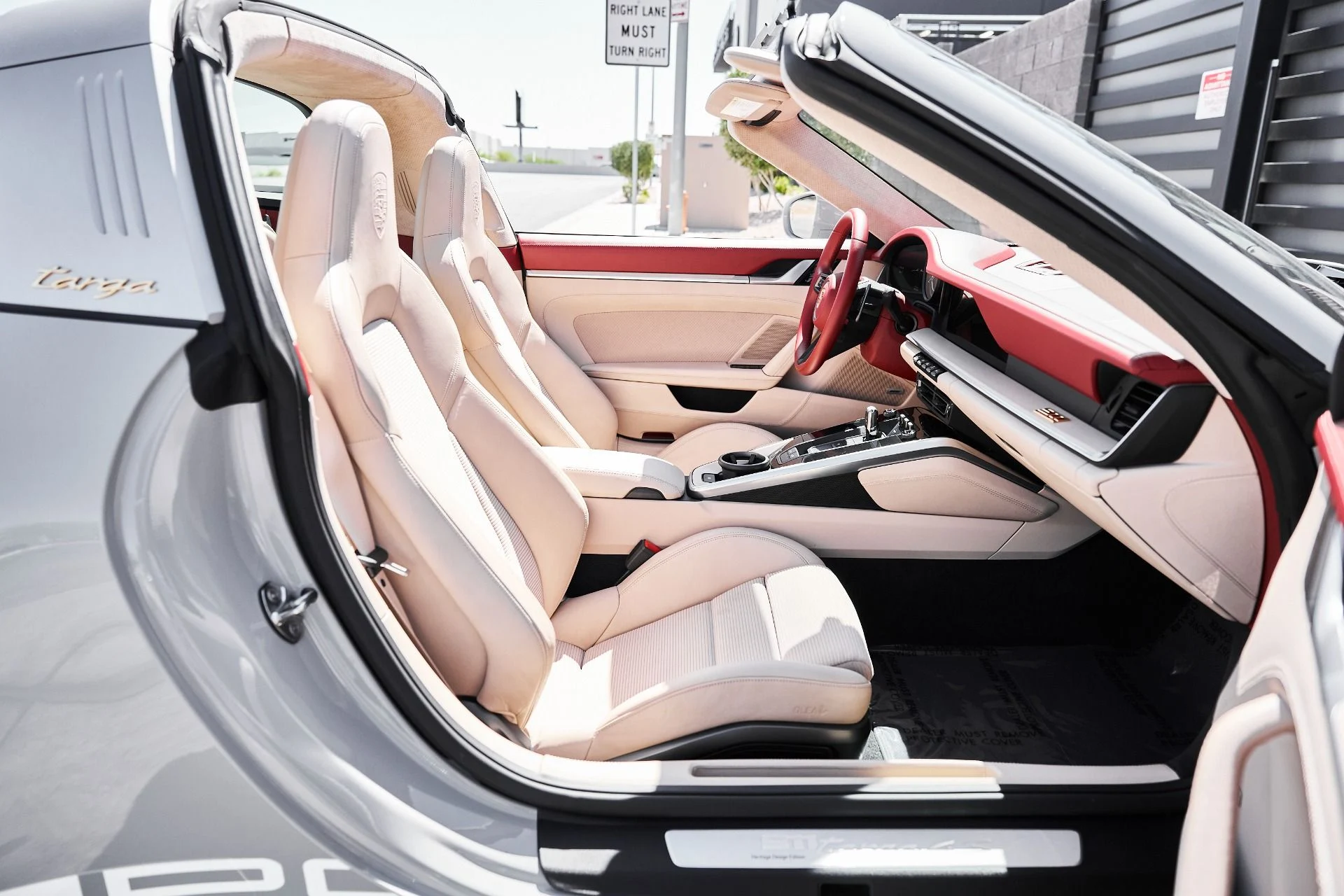 mph027_2963816025_Used_2021_Porsche_911_Targa_4_S_1774544043_b30a405ab8