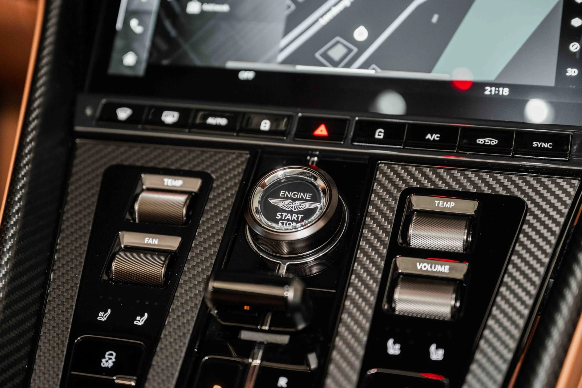 mph027_296573797_Used_2025_Aston_Martin_DB_12_Volante_1727881023_41ffb17548