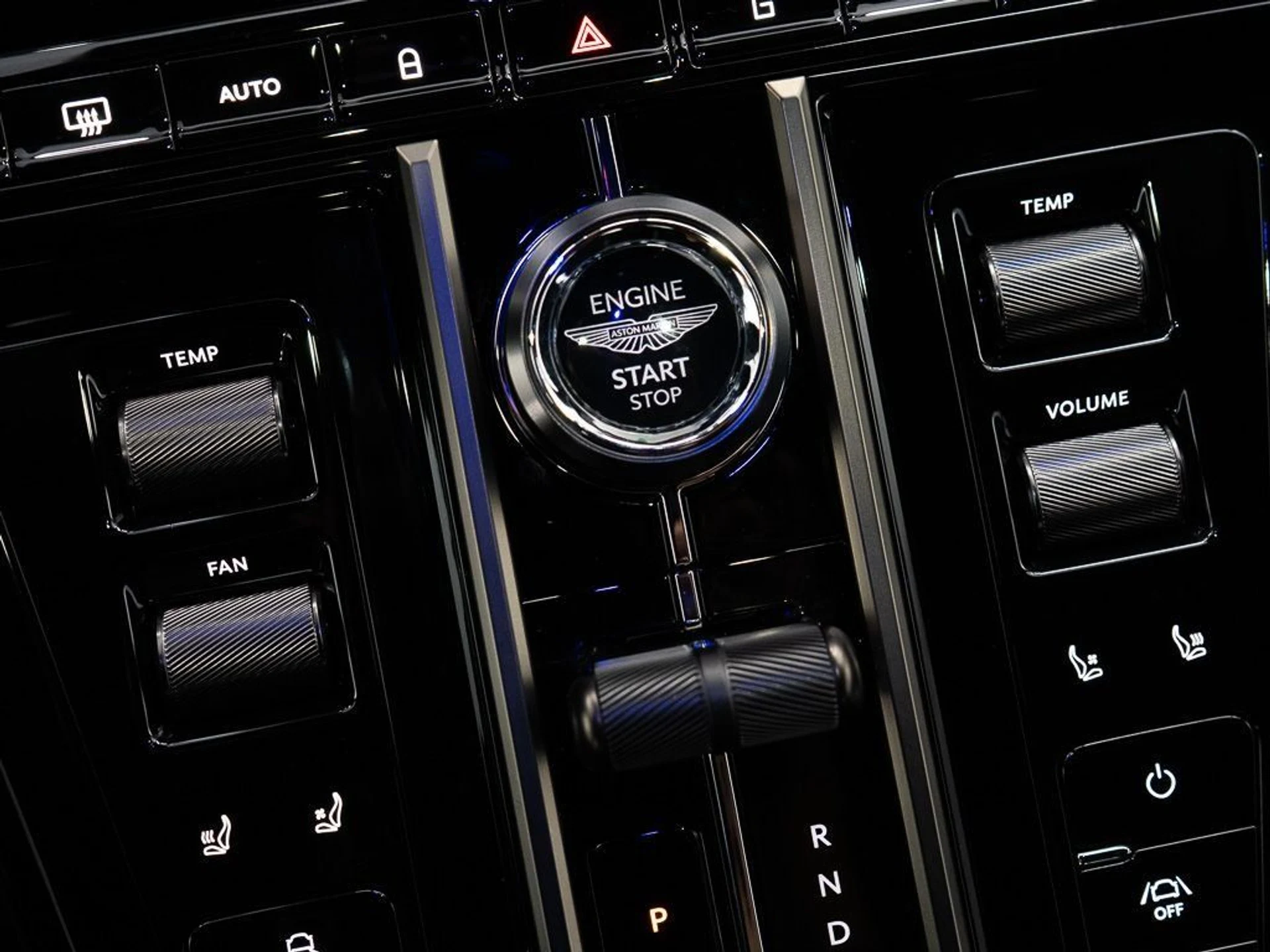 mph027_2976431430_6596a73f30bacc1fe18bc50b4d7aa371_60874ffdbf