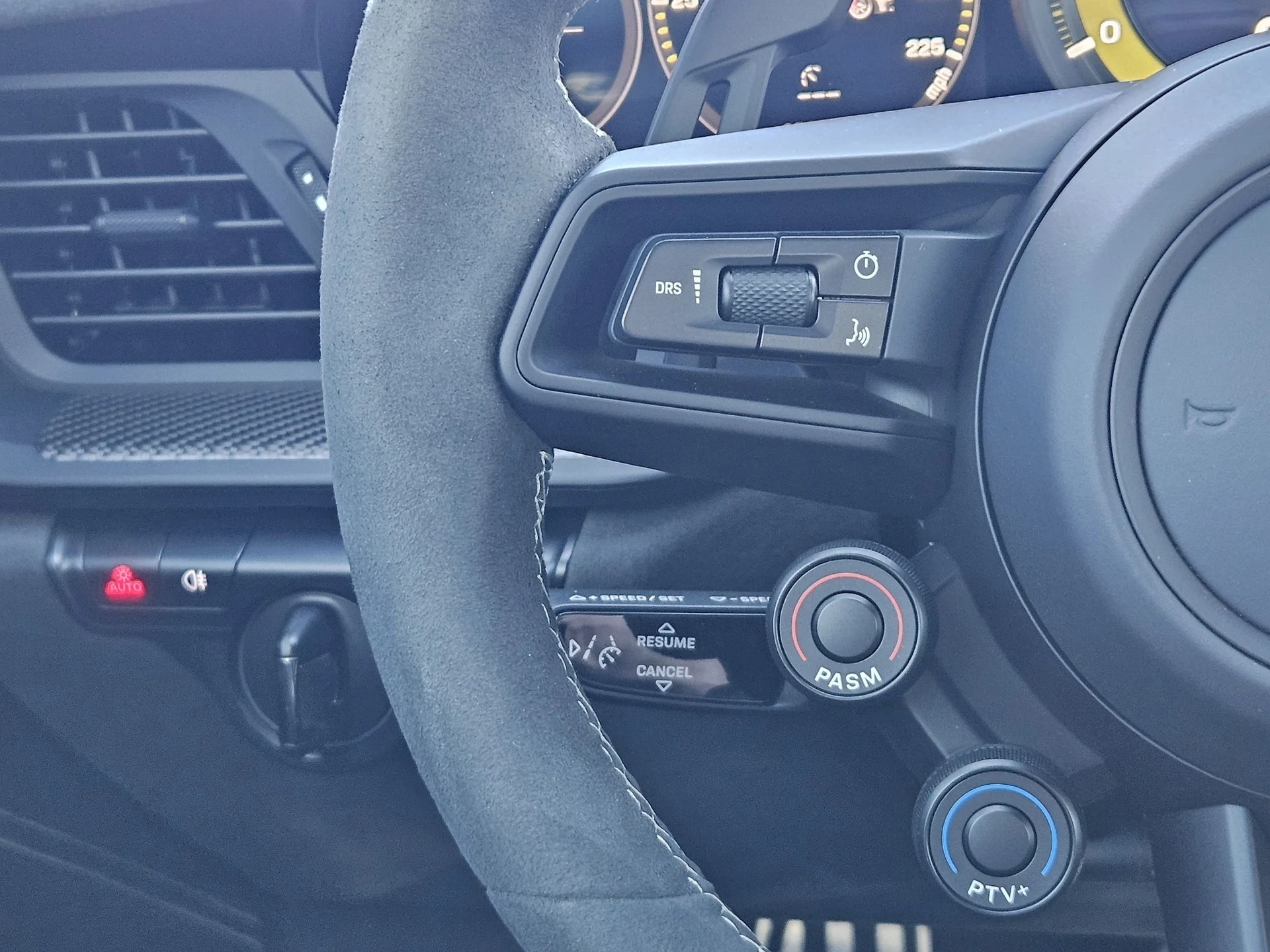 mph027_2977959313_95c2b595740c03c7cc6a8ba96e482dc4x_544ef73ae9