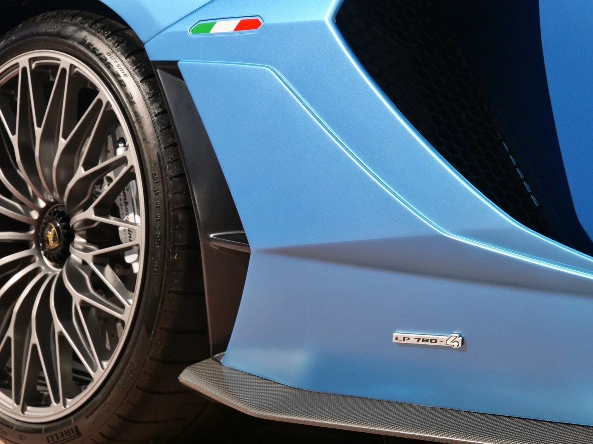 mph027_2985161323_699628498abfa082e684350f02337d13x_a4bfbaad55