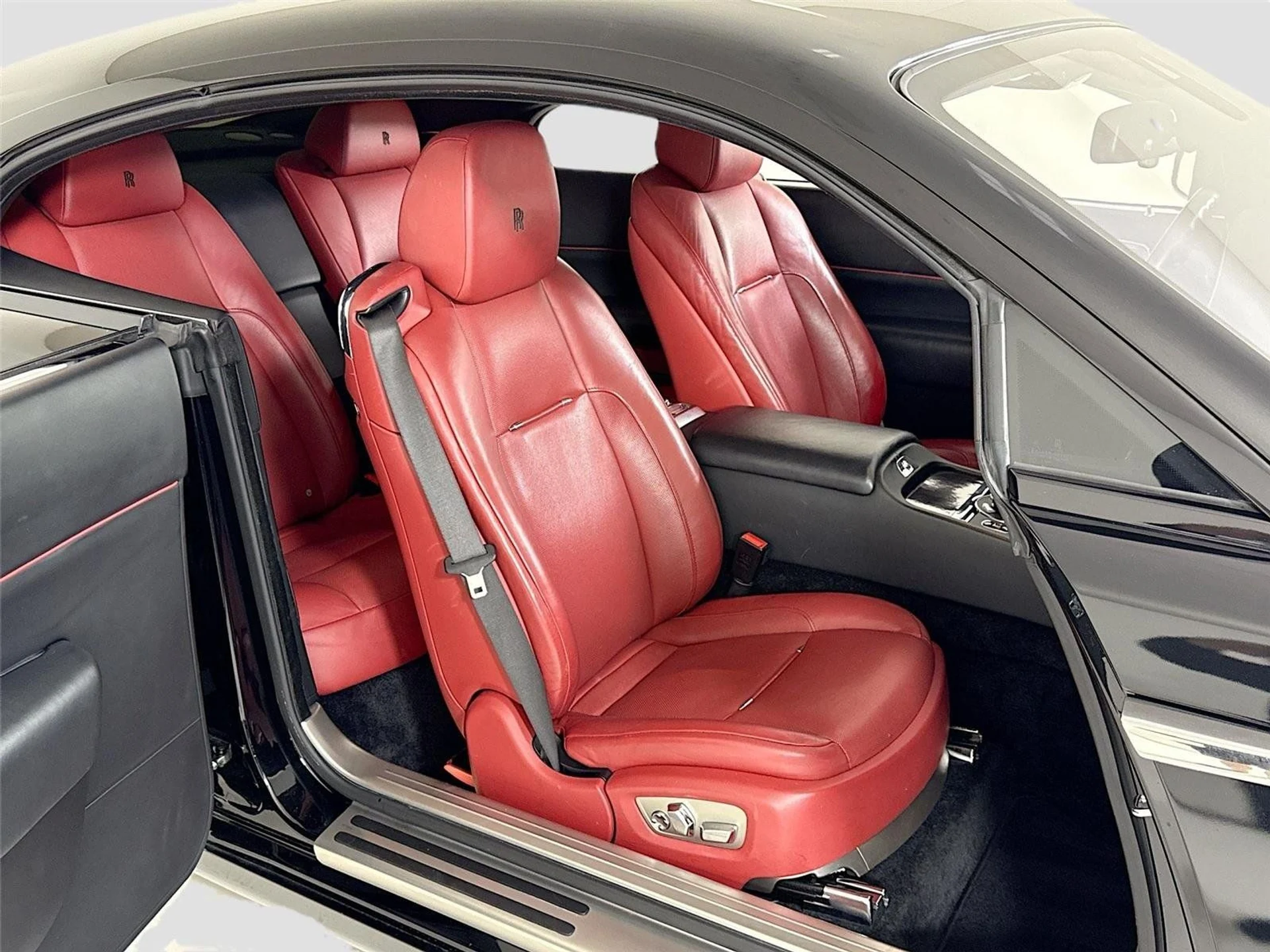 mph027_2985964261_3b64ee68025ec8058a06eddf624a0a46_13d04e0834