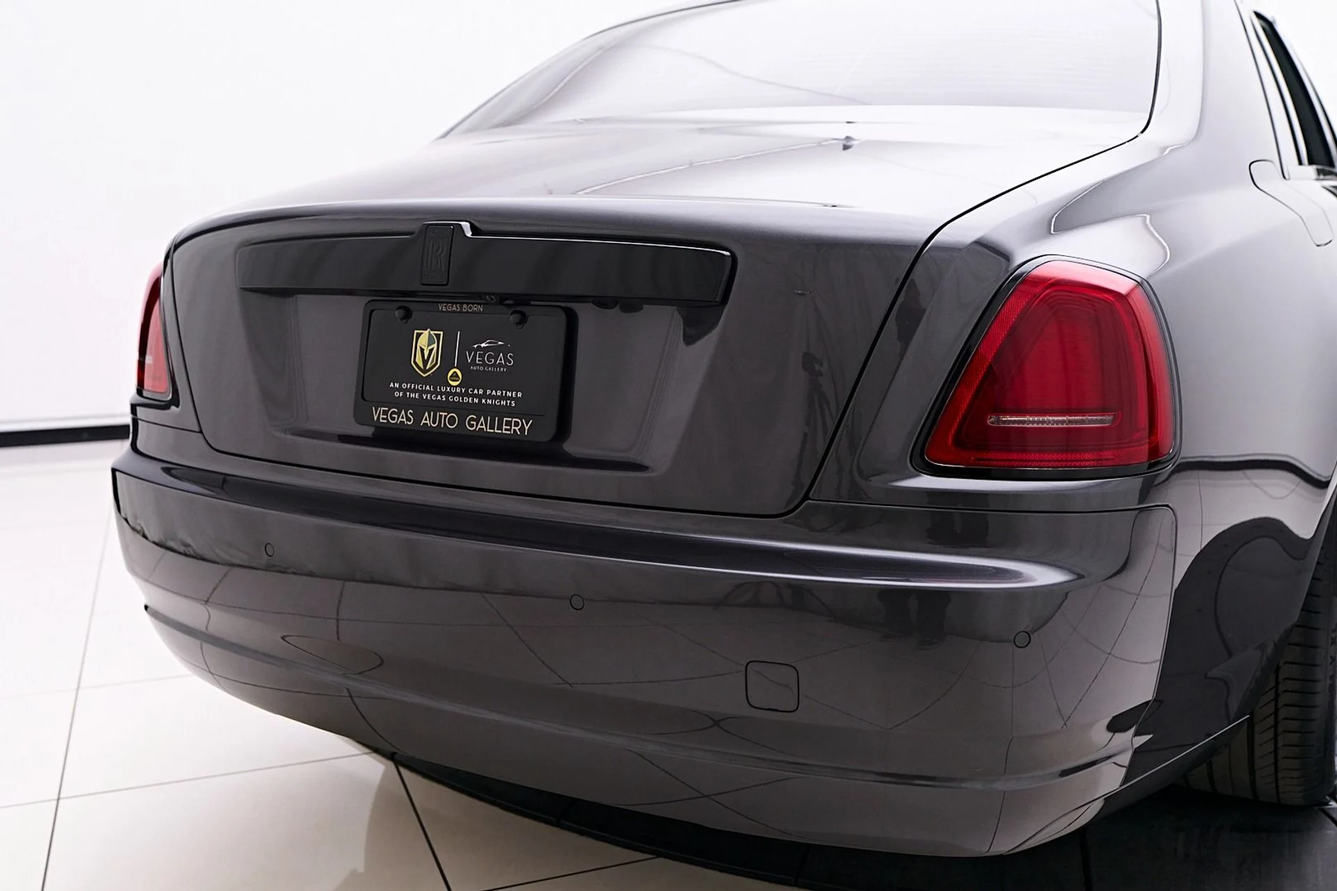 mph027_2987026716_Used_2017_Rolls_Royce_Ghost_Base_1743559500_ac064dcdd3