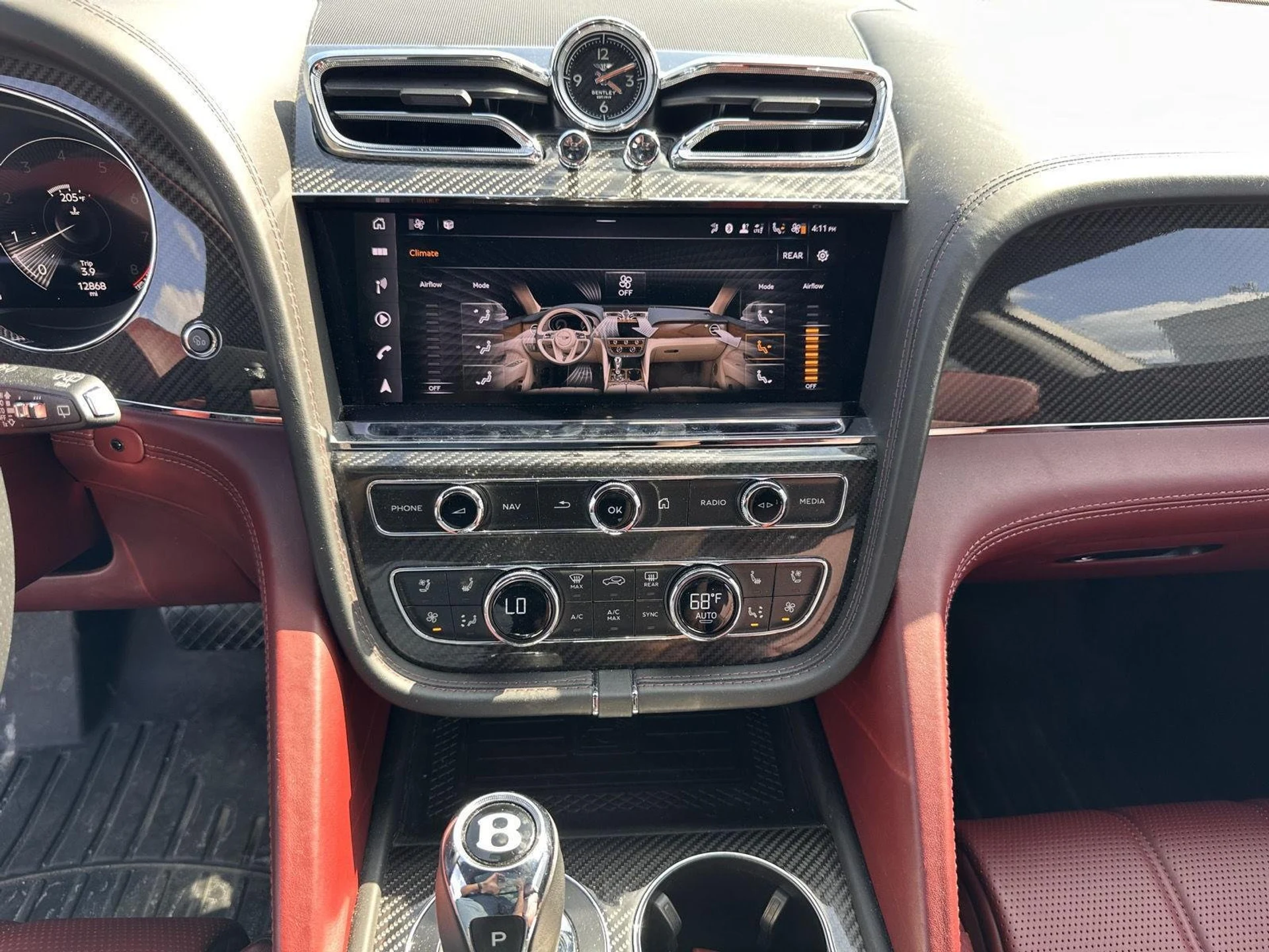 mph027_2992244869_50f28fe4416be382caaf7a49f459041a_690bcf9256