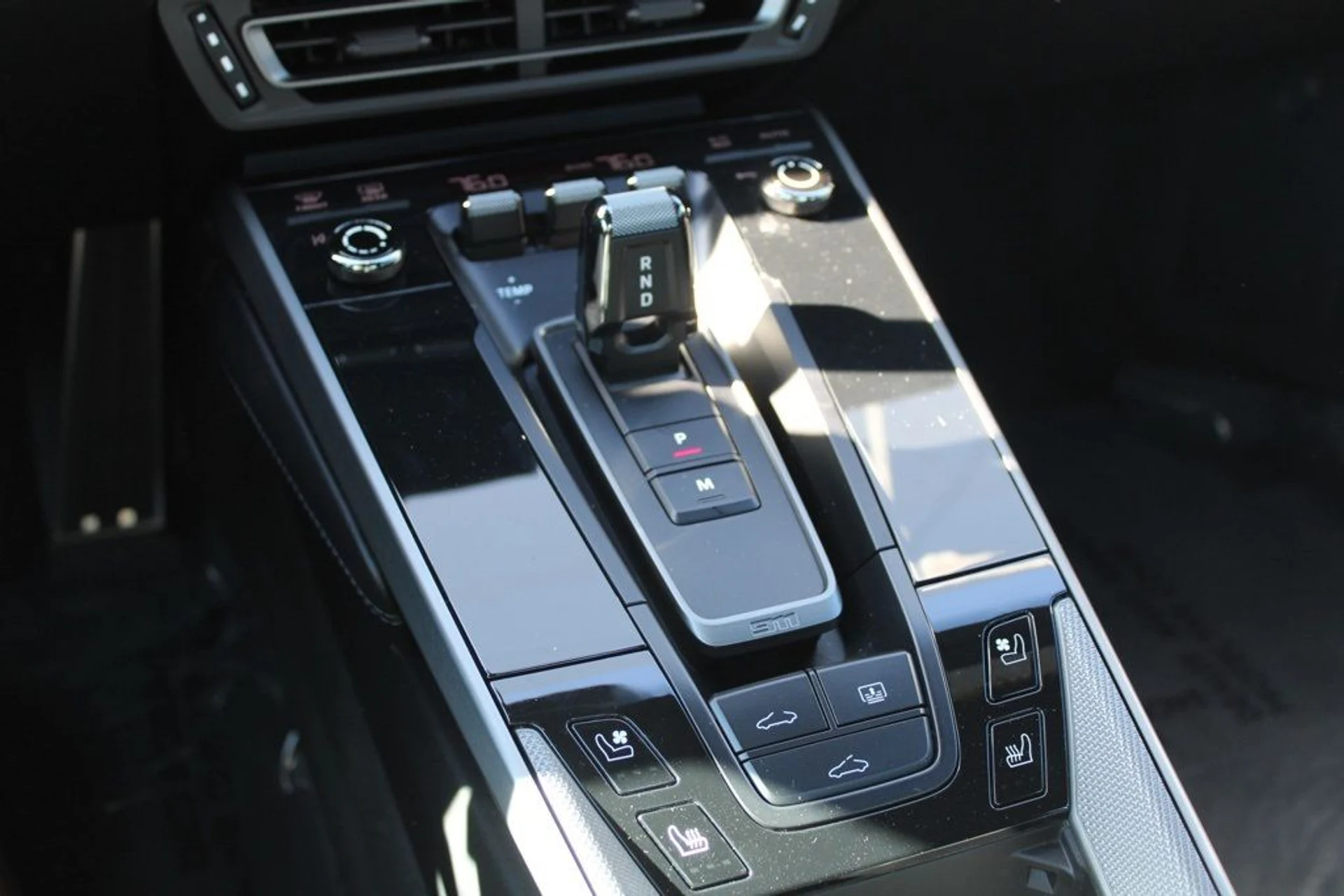 mph027_2993383594_34a8b71e22a8b382eca2fe77e6972bda_2921134ae7