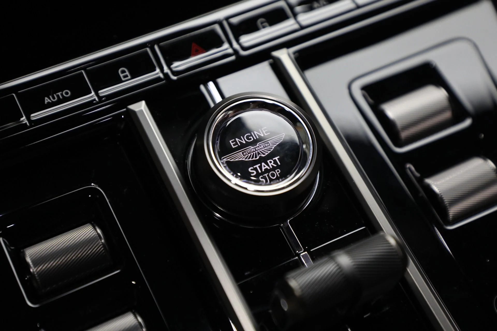 mph027_2996753827_New_2026_Aston_Martin_Vantage_50aa690f72