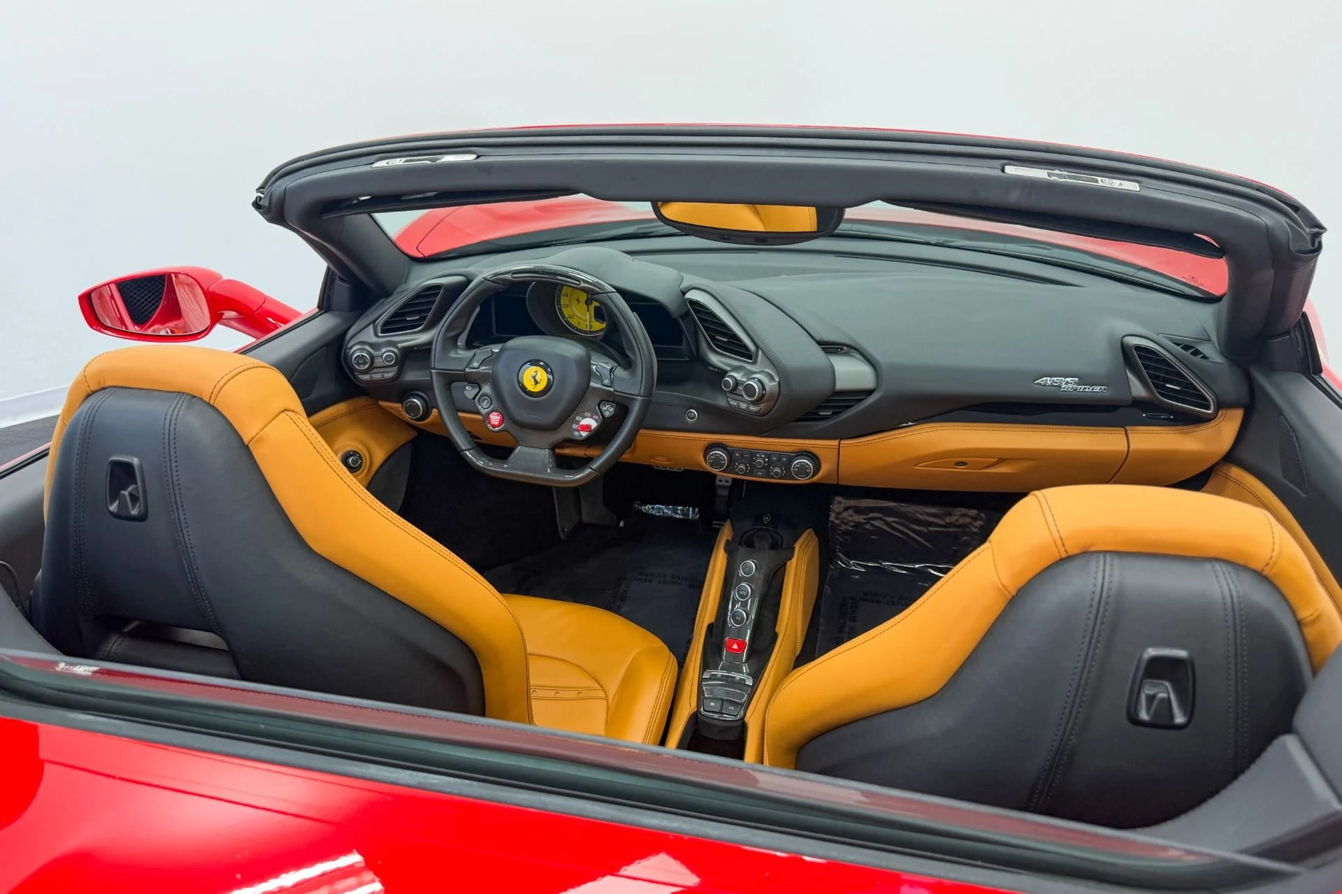 mph027_29987615_Used_2018_Ferrari_488_Spider_Carbon_Fiber_Steering_Wheel_w_LE_Ds_Daytona_Seats_1784734540_05b671156c