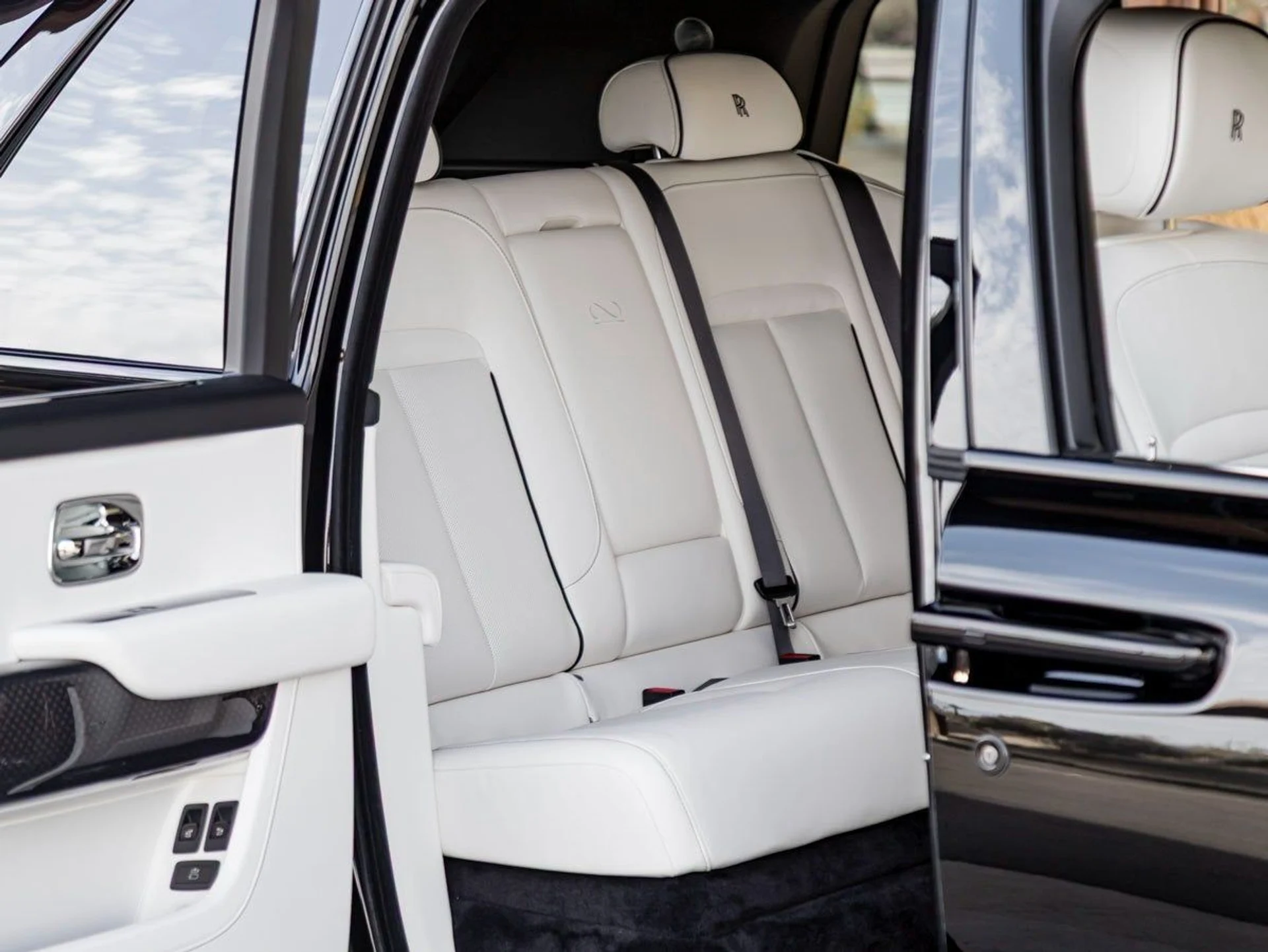 mph027_3000179175_28_0dc7b24873