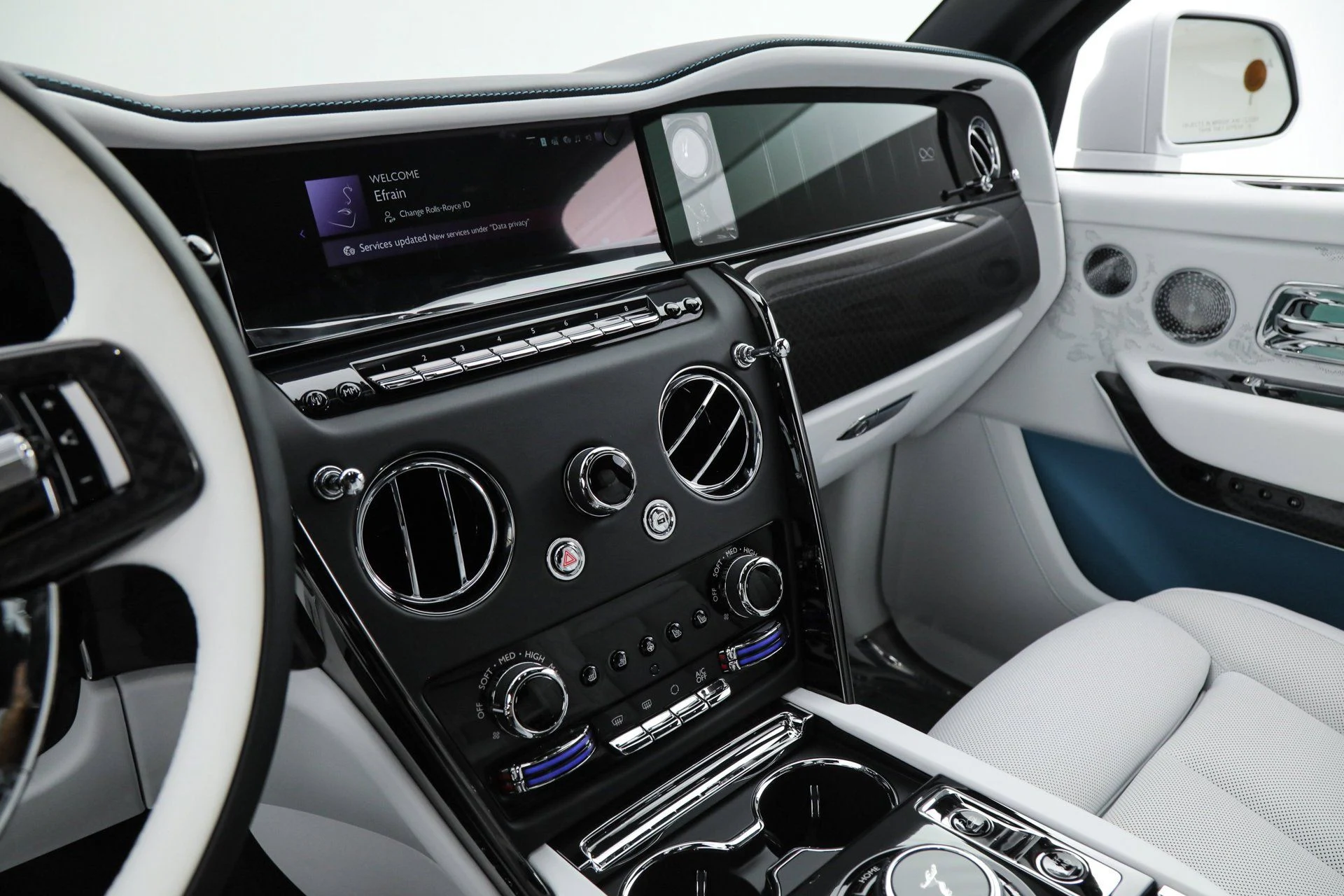 mph027_3000792227_46764b4eb94f0c25233f433c2bbd5045_d8c8654e42