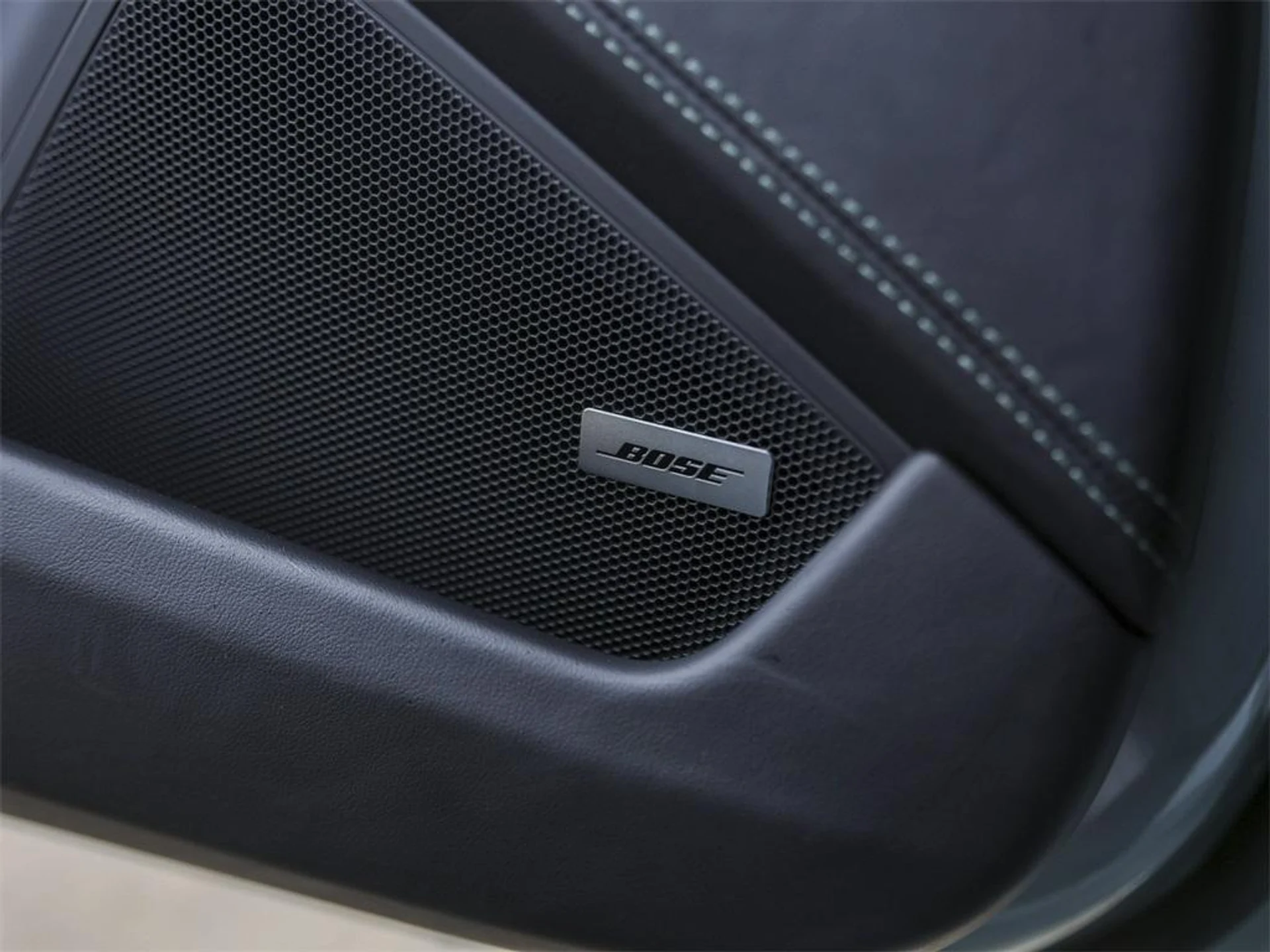 mph027_3006721059_XT_Gc6egu_ZP_1rqr_t_Btj_XDS_Pv6nc_9b00d757bd