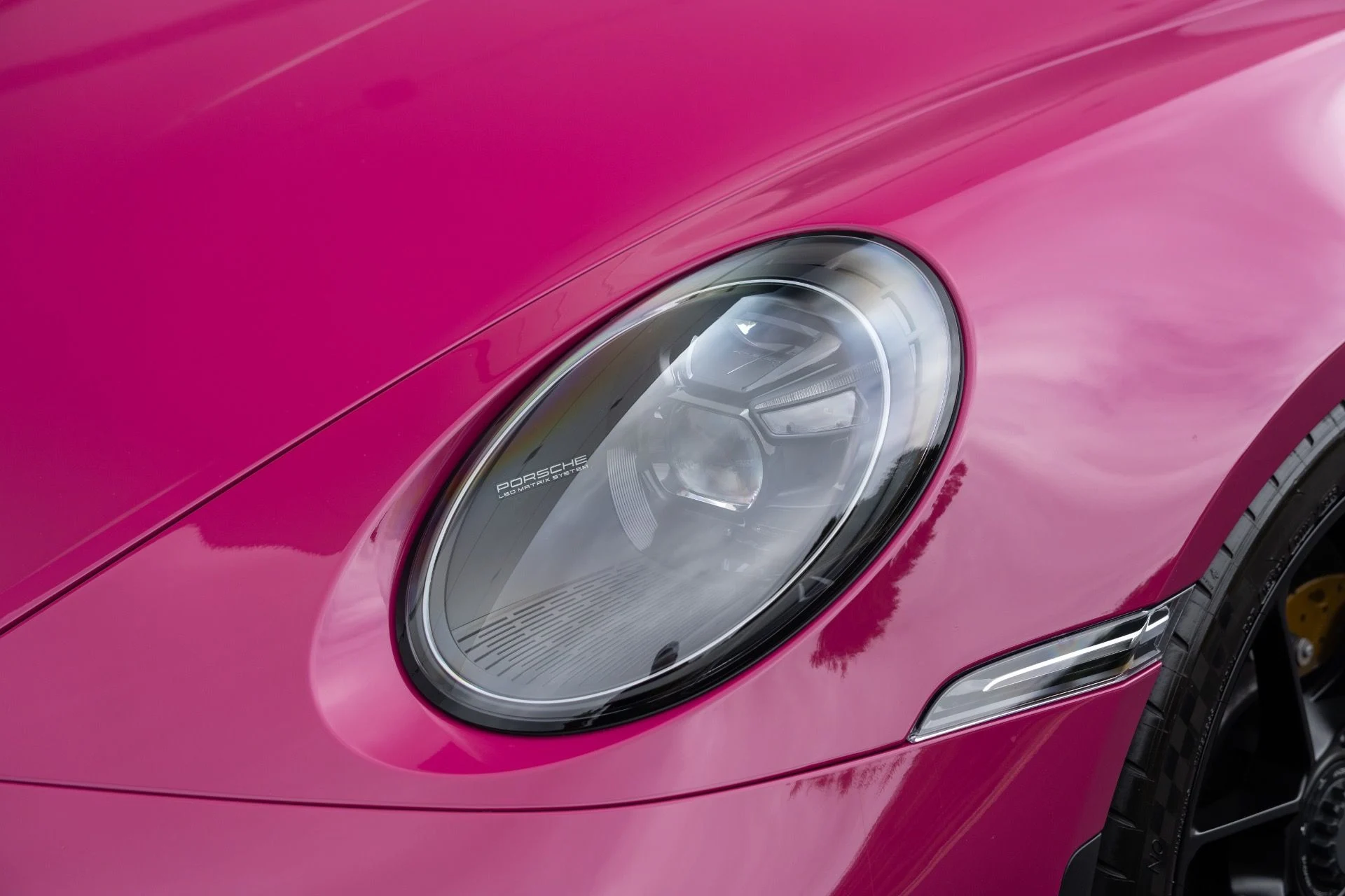 mph027_3024325159_Used_2024_Porsche_911_GT_3_1776966322_525f39be8f