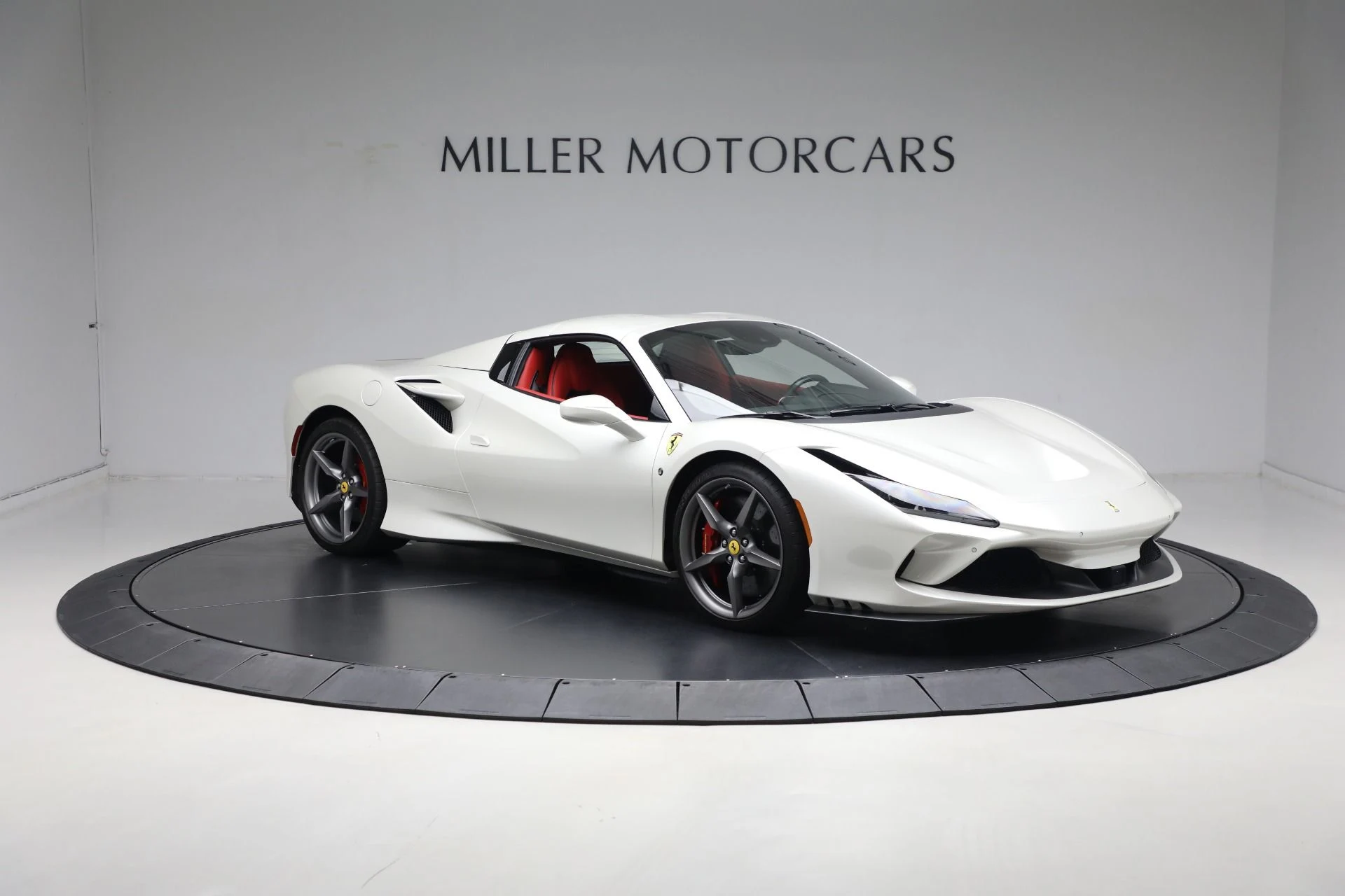 mph027_3024795682_Used_2023_Ferrari_F8_Spider_1778678736_900aaf38cf