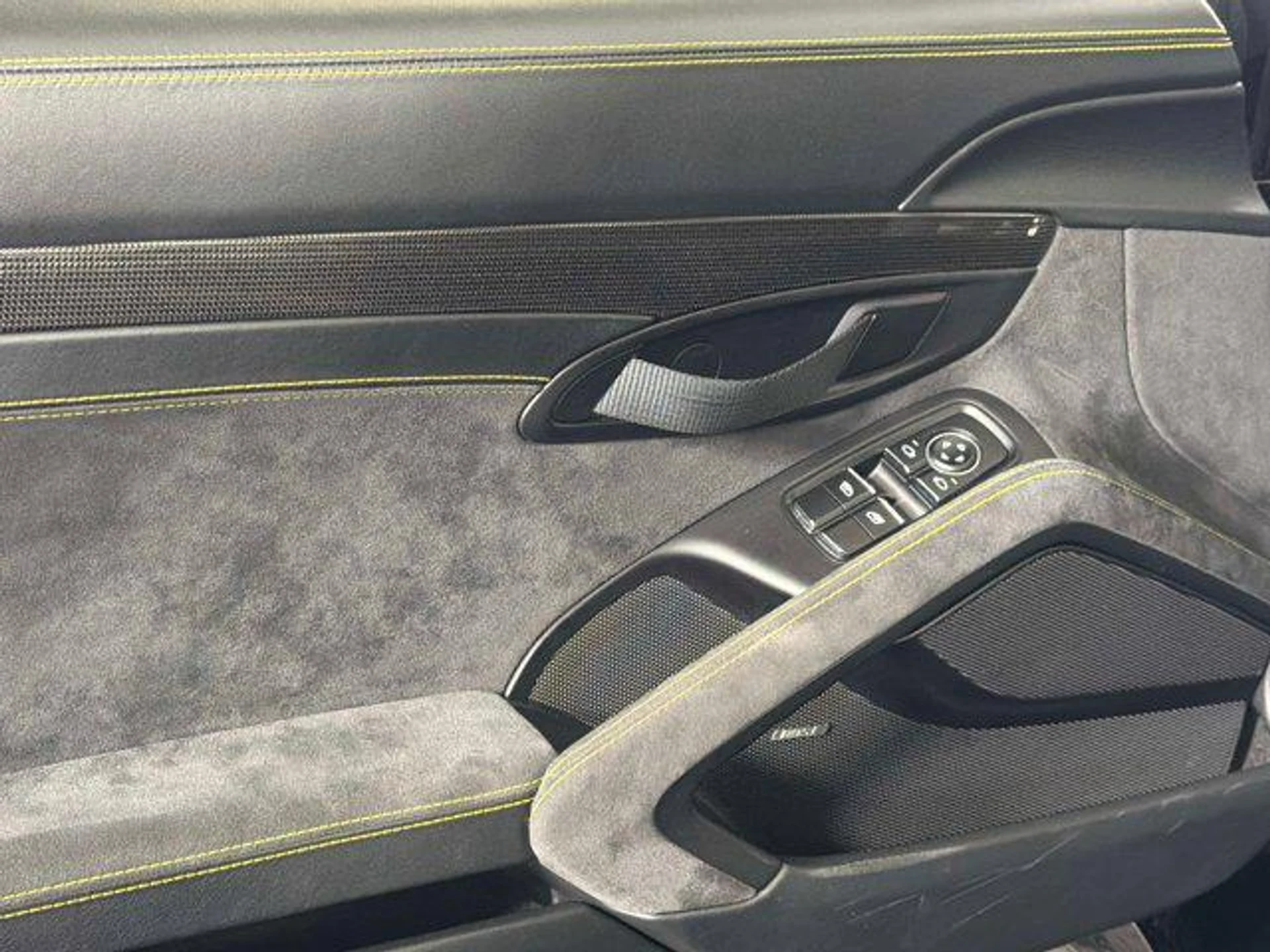 mph027_3040704370_RZM_Snf_EA_Hh_Aj0dj_VA_1_M3n8_QA_Ru4_e7cfb4a5a3