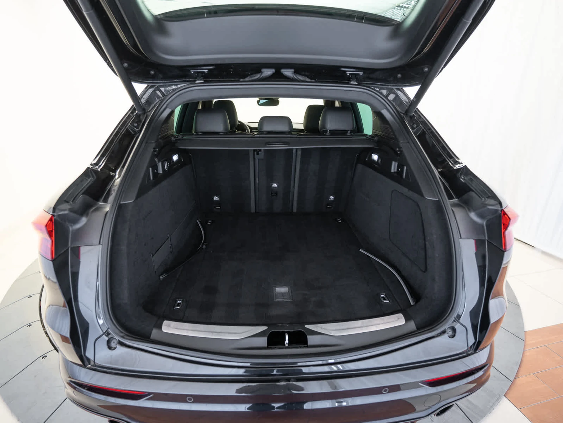 mph027_3041686510_153523646dbaab26870ec8b67fda3a63x_b5e0a848db