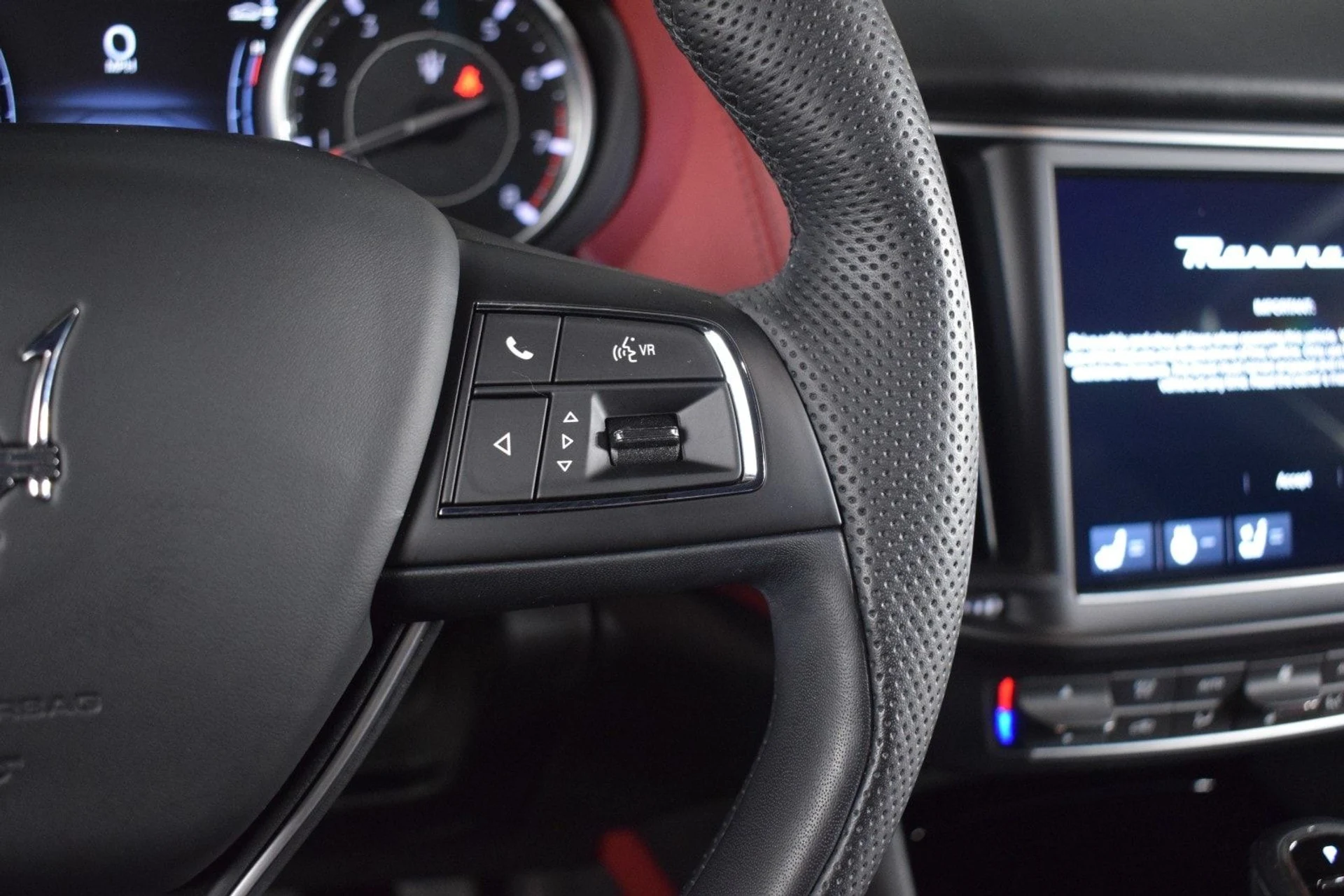 mph027_3043060758_9fe5a44b9e2243e44172a6b7a7ccdb86x_01a2b10dda