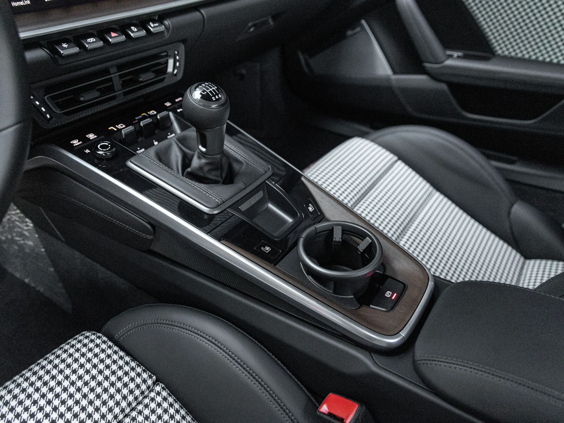 mph027_3044384289_28_130493586d