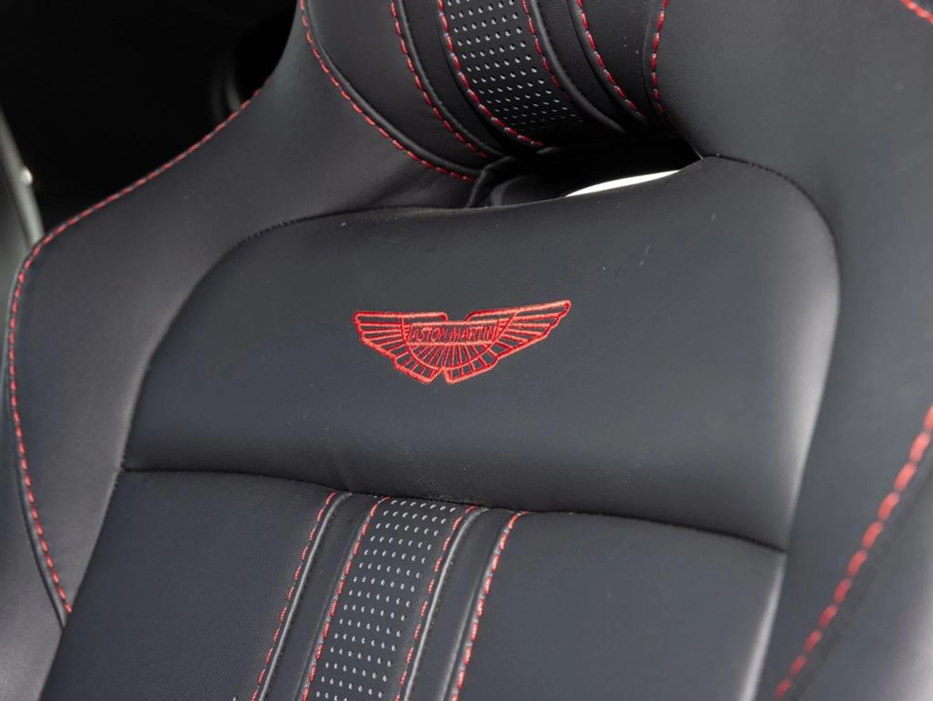 mph027_3045017453_470516215_691df039c20baac2a82c0d9c_57544c43b6