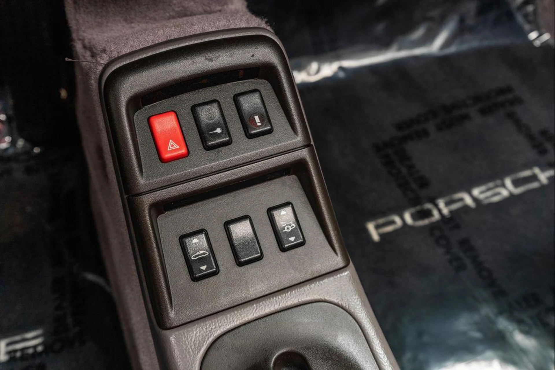 mph027_3058670157_p_Q42yv_sd_SA_Apyz_Bh_Ikihxvq_Ku_A_ed1a5d5c9a