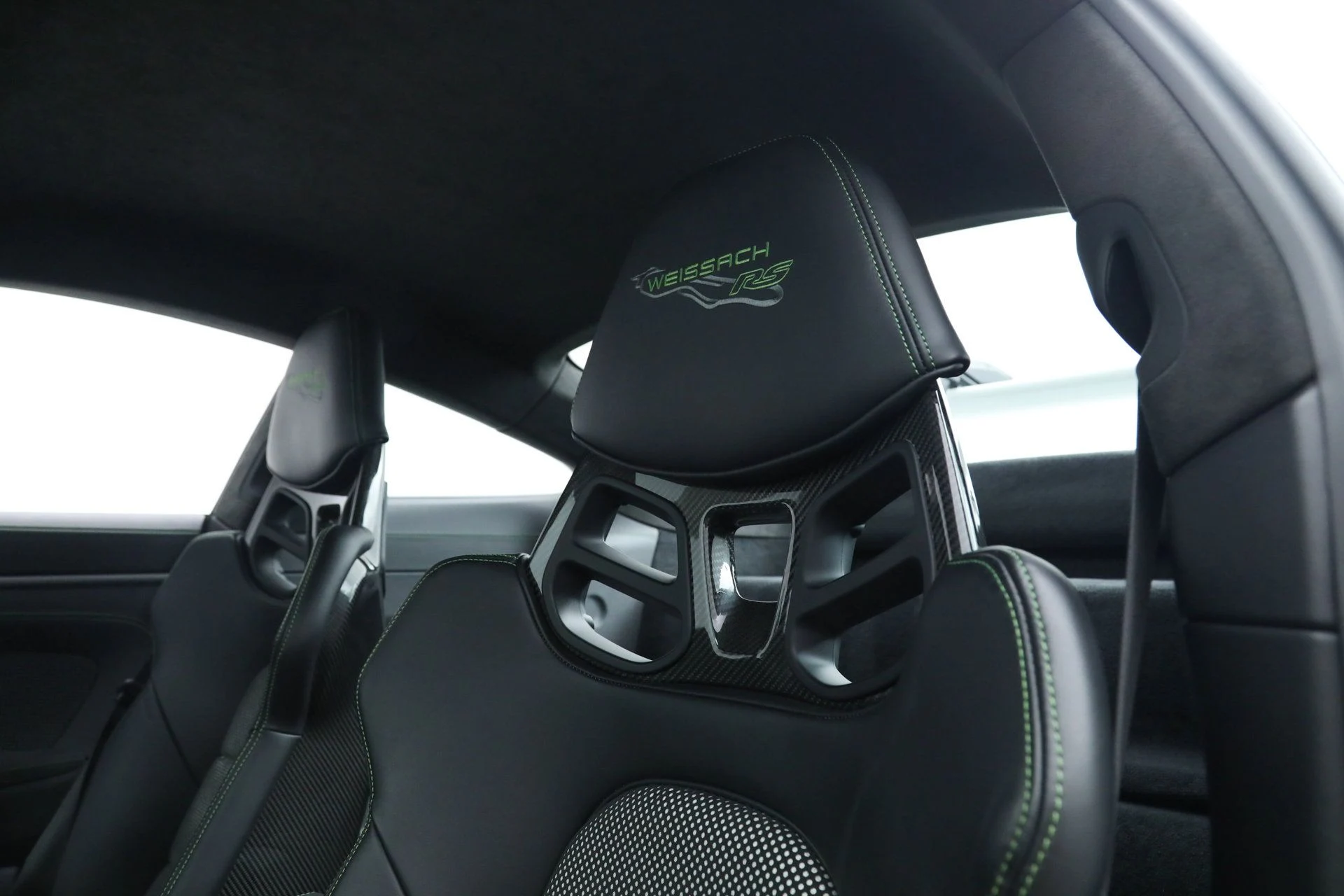 mph027_3063650328_5c8f0a509924b00388a48a308a9cef90_4c8f2b413c