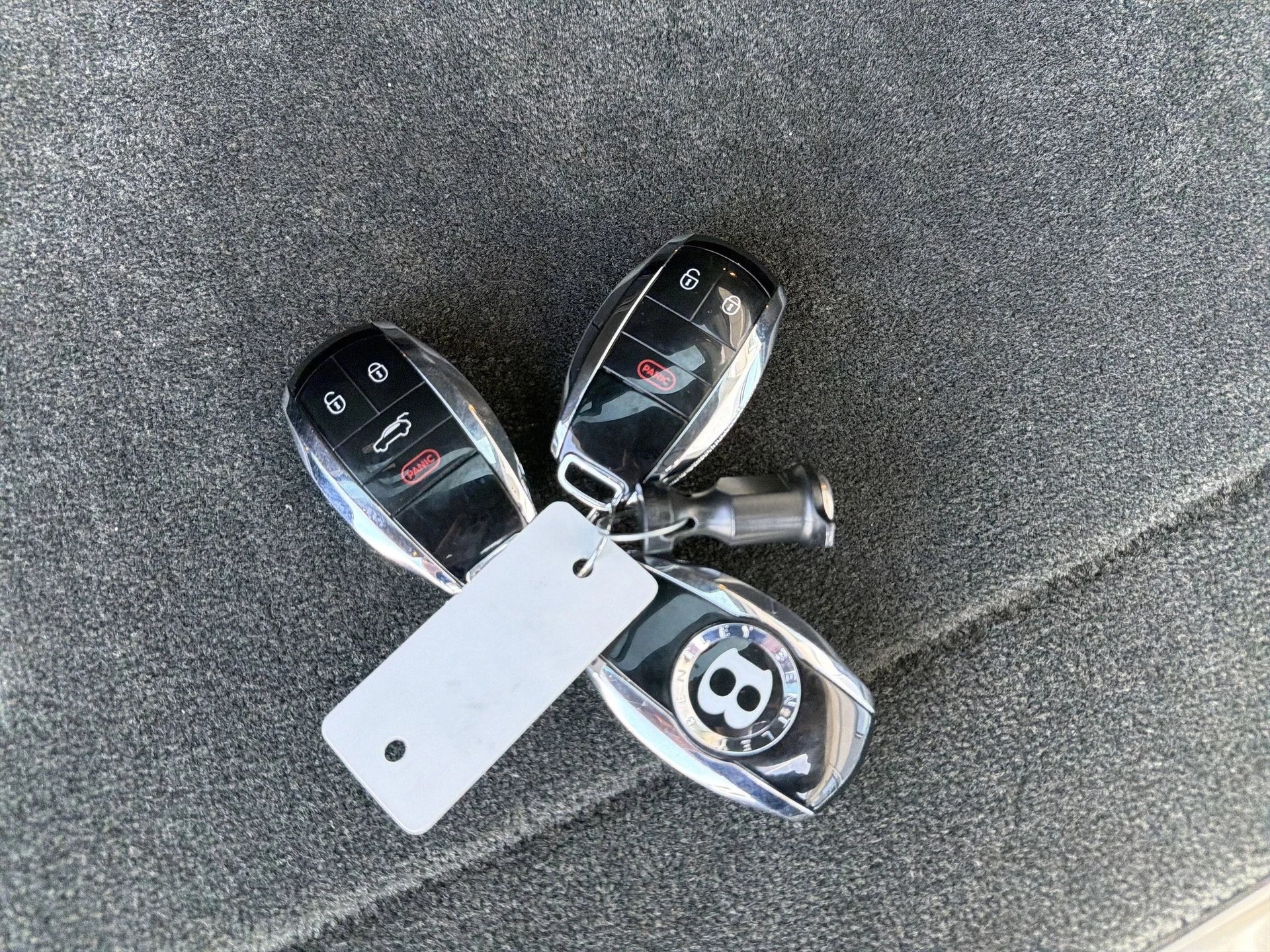 mph027_3064449888_7cec9488e6d9e73be71537512b9f0328x_afbe9ca372