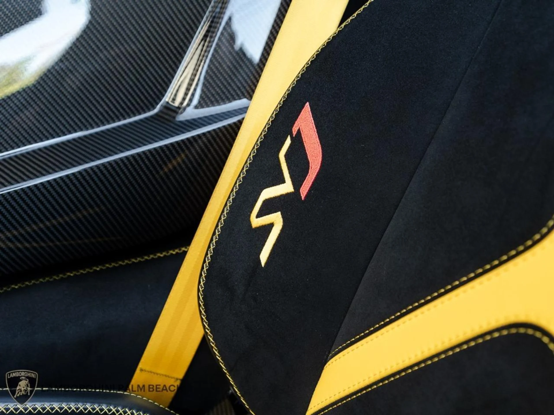 mph027_3070269702_af46954e2f2746777649275af588bab6_a0347bb893