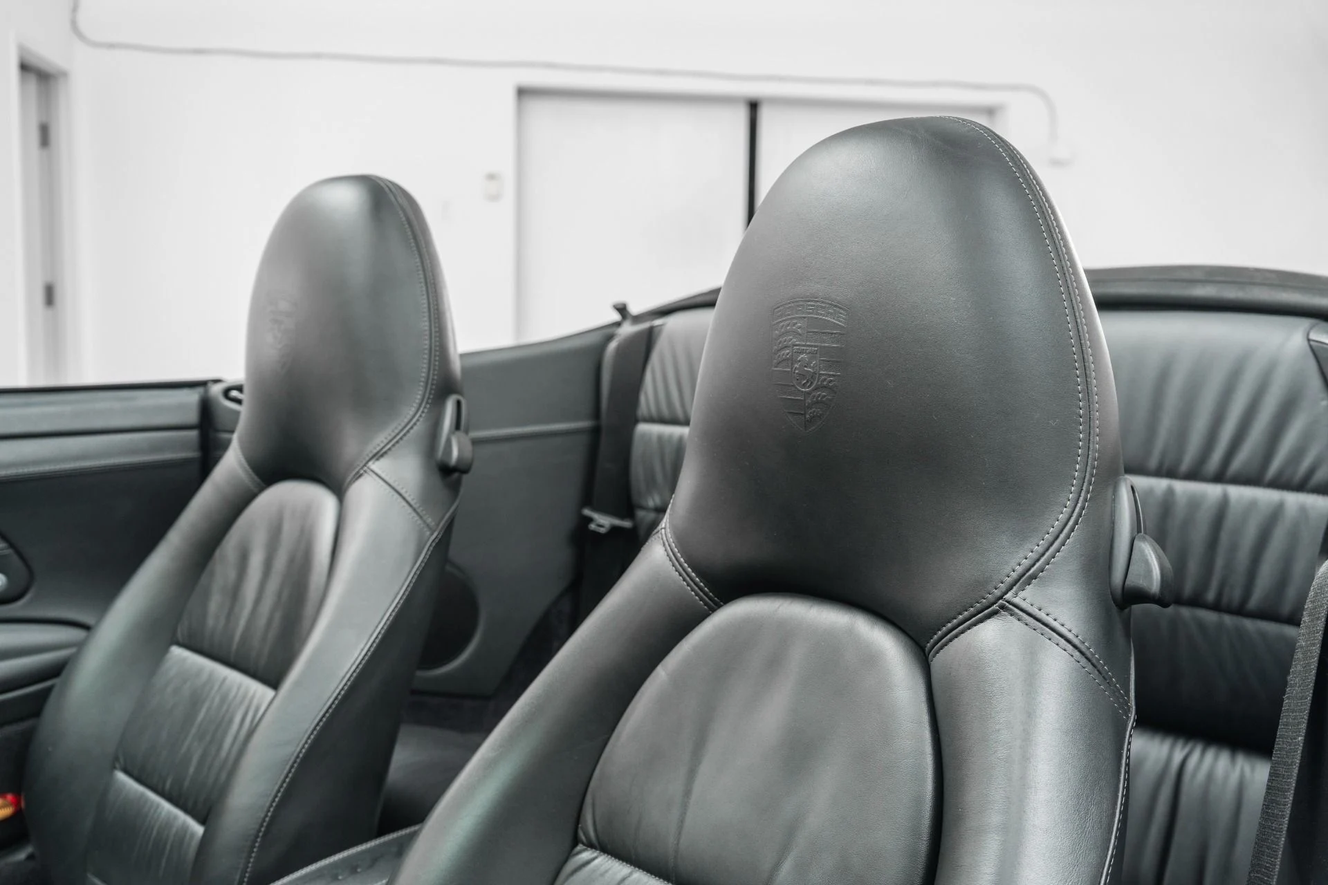 mph027_3072181435_Used_2005_Porsche_911_Turbo_S_Cabriolet_Very_Low_Miles_6_Speed_Manual_Sport_Techno_Wheels_1776271303_c257fa6e88