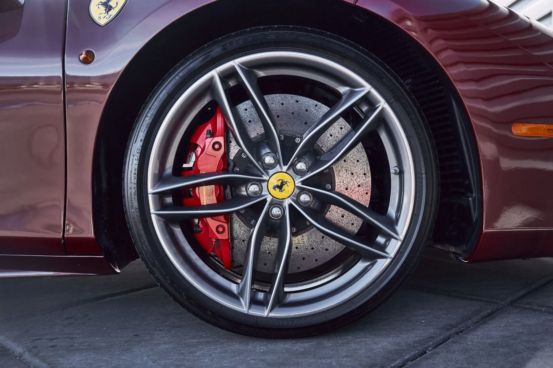 mph027_3073216552_Used_2019_Ferrari_488_Spider_Base_1769555015_053897482e