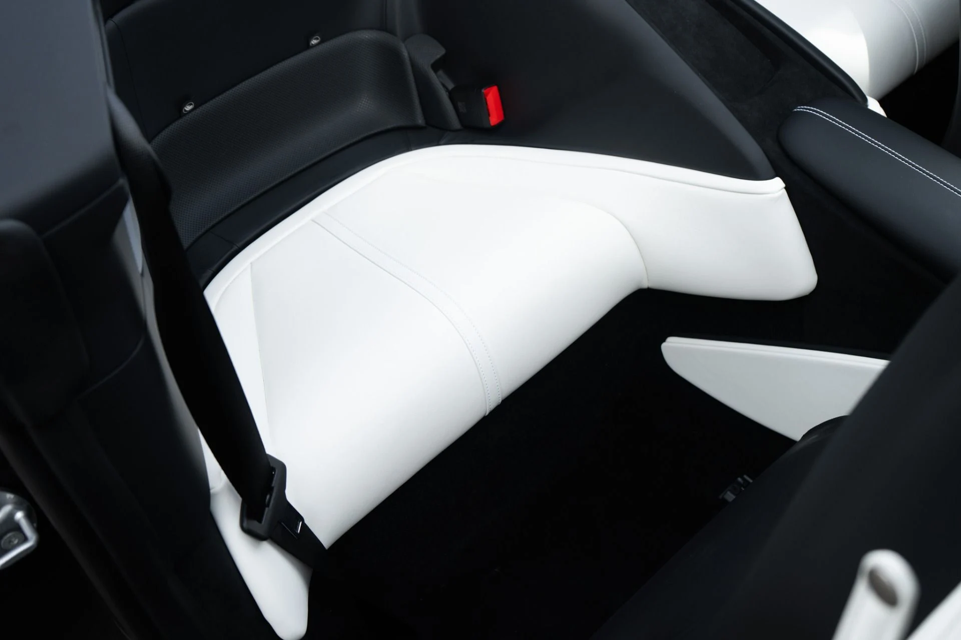 mph027_3077241290_Used_2025_Ferrari_Roma_Spider_1771439392_13ea2a4234