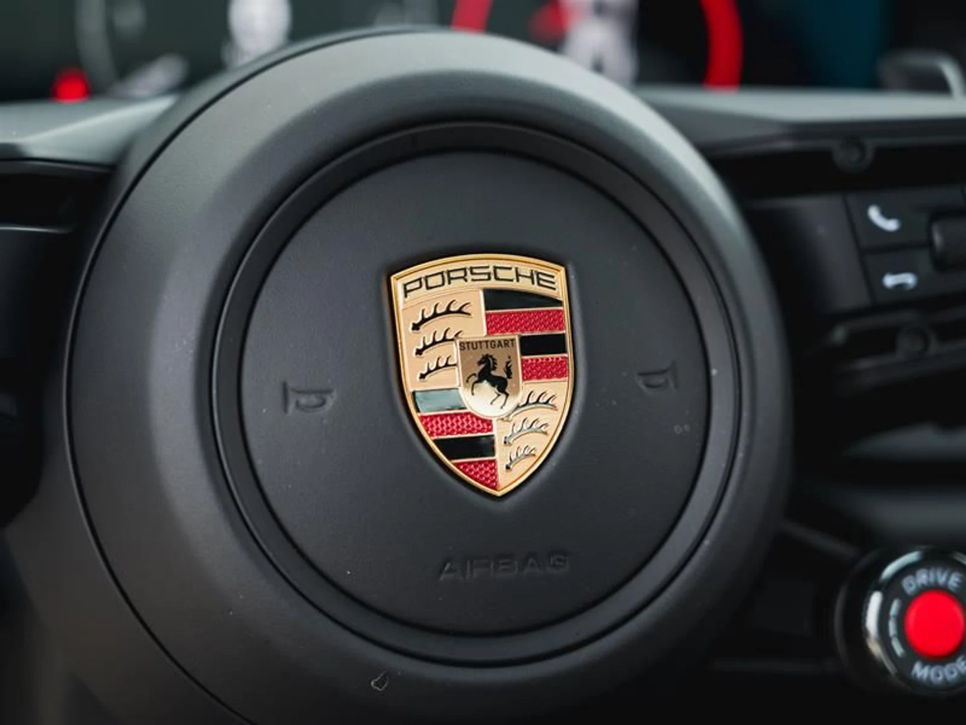 mph027_3083952440_w0blogpr_025731d008