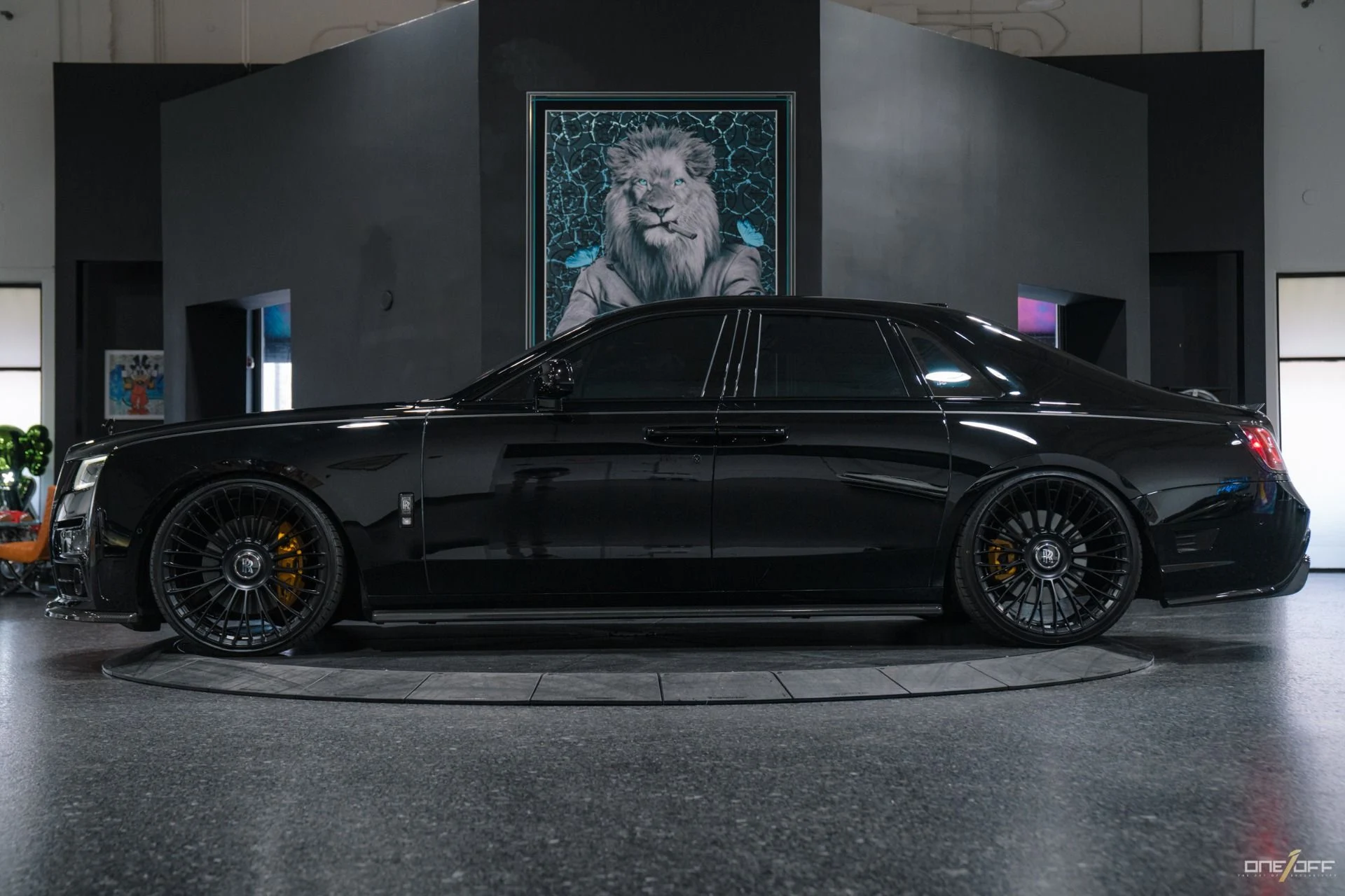 mph027_3084303118_Used_2022_Rolls_Royce_Black_Badge_Ghost_FULL_Urban_Design_Carbon_Kit_477_K_MSRP_Starlight_1759778193_07f6d8d6e1