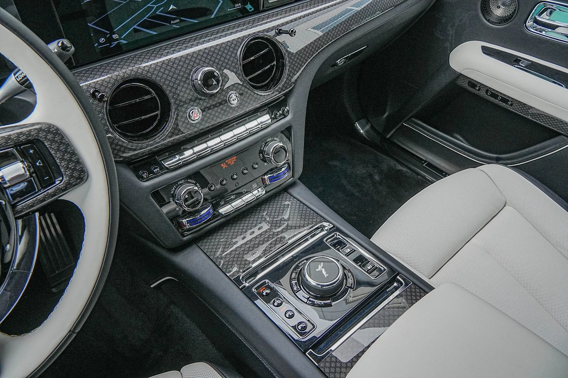 mph027_3086109201_Hi_Tech_Luxury_Imports_LLC_SCA_33_GZ_06_SU_228684_image_27_eafc8797ab