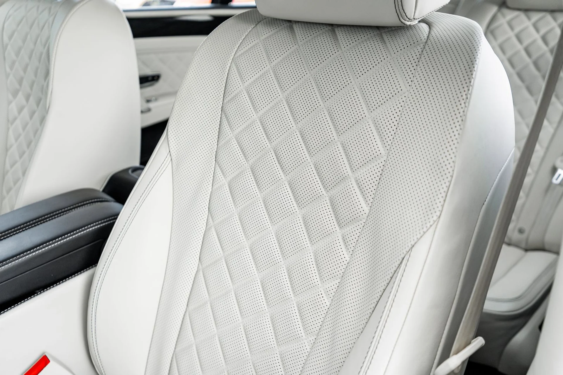 mph027_3096355871_48d11125_27f0_4b48_98ae_e914b84e94c0_216e1a9acc