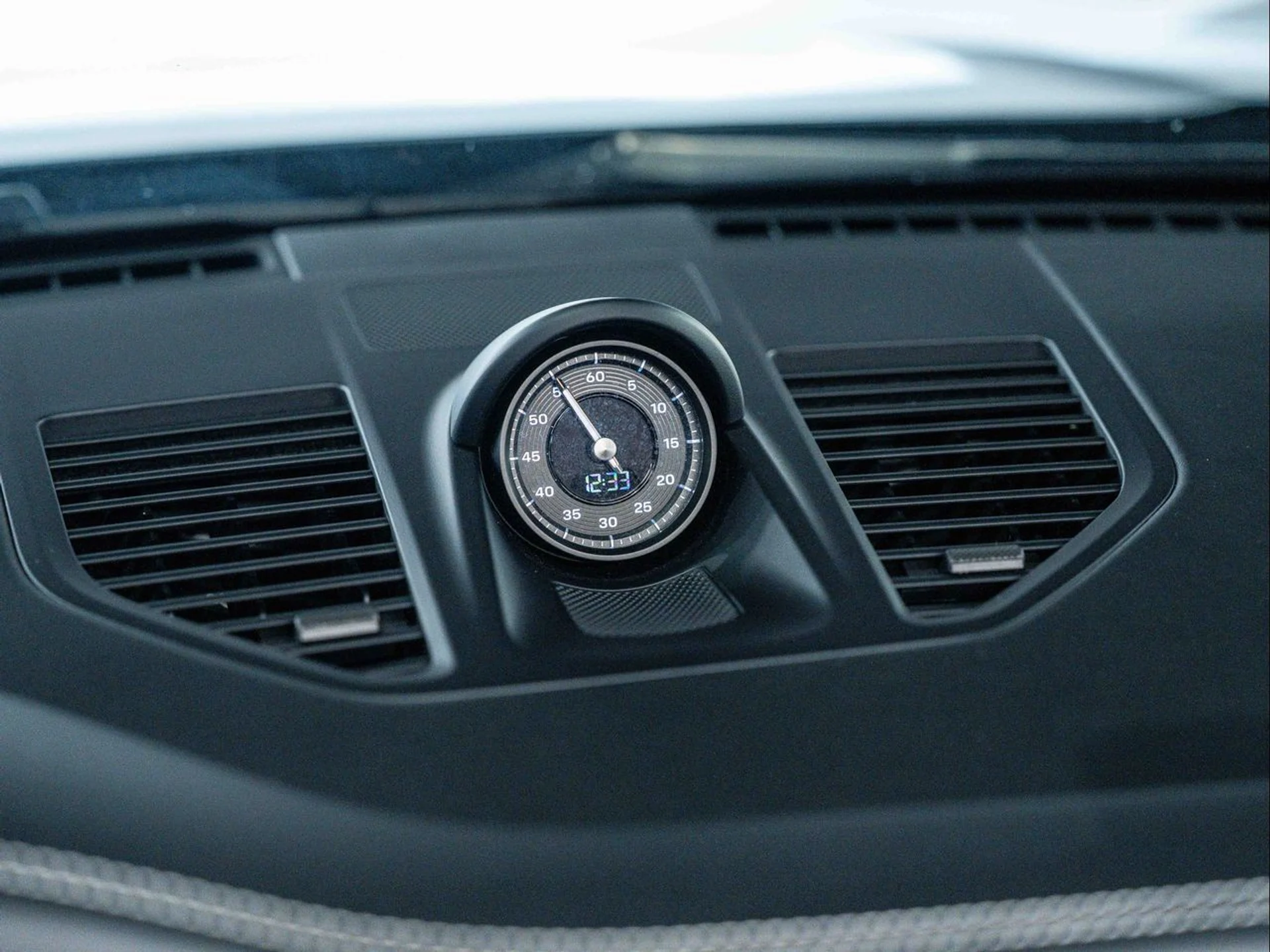 mph027_3098648296_7042900644ebfe40fe6437b4180180b4_9caf538966