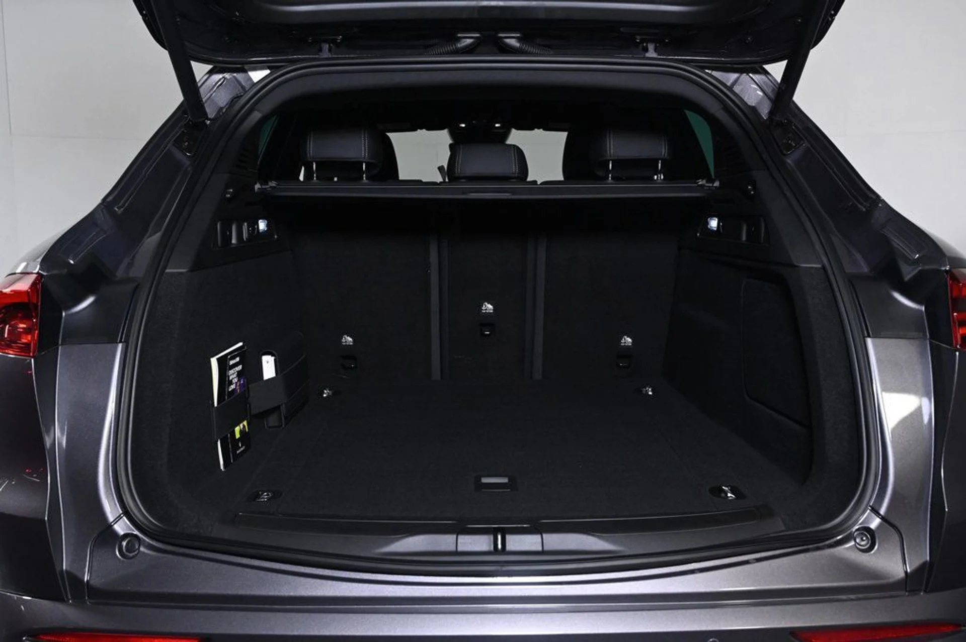 mph027_3099181021_new_2026_maserati_grecale_modena_11350_22995345_27_1024_c5cc4ba892