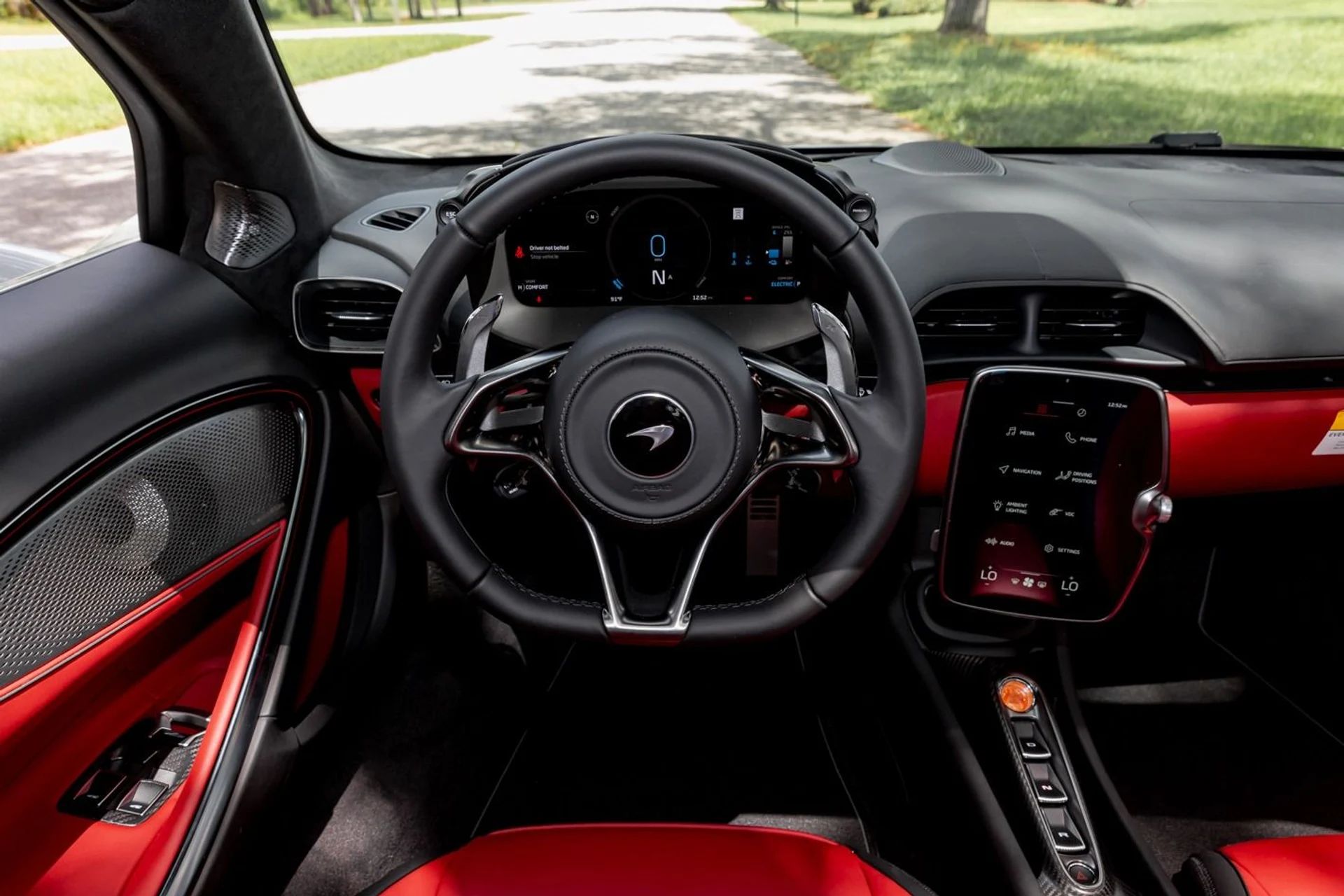 mph027_3100437956_446_p28_l_1c4d353703