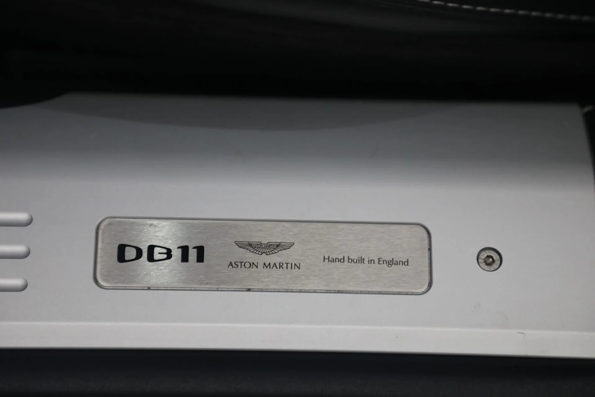 mph027_3100497100_Used_2019_Aston_Martin_DB_11_Volante_e98859e434