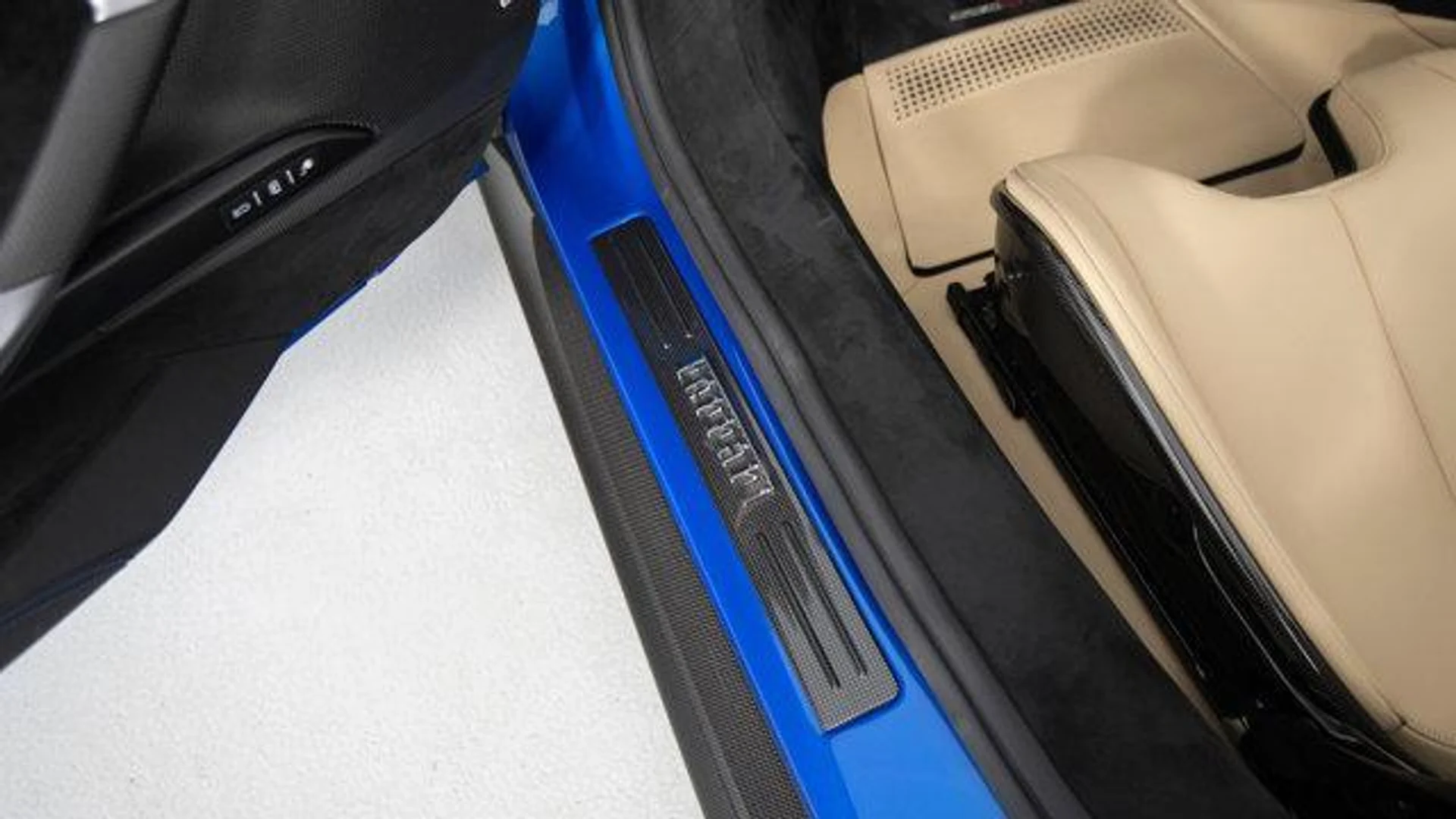 mph027_310775512_2mz_DY_Kvd_N8_Mja_vjbl_Df24f6j0_Q_89f885f6c0