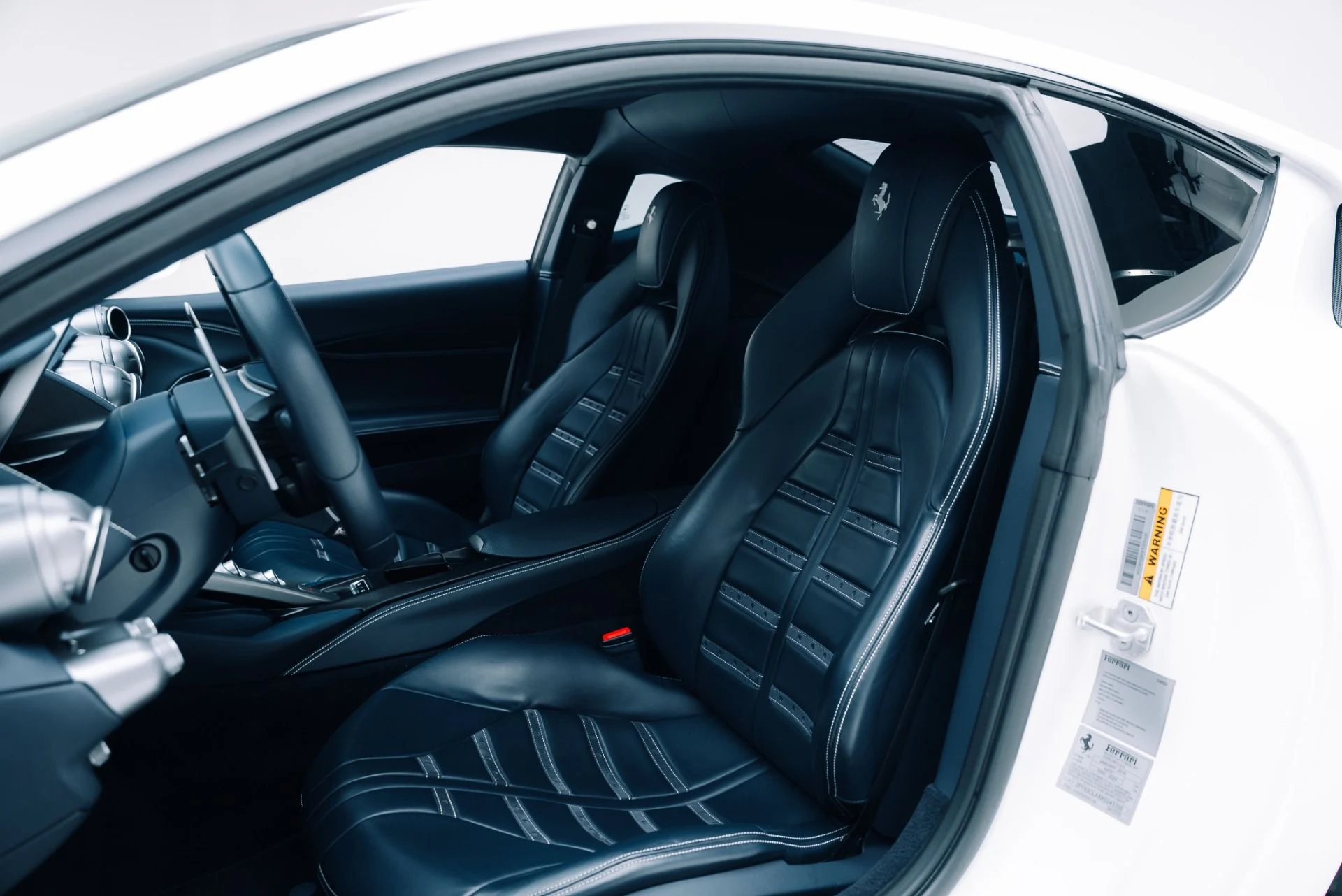 mph027_3116718293_Used_2019_Ferrari_812_Superfast_1762893591_2bcf230281