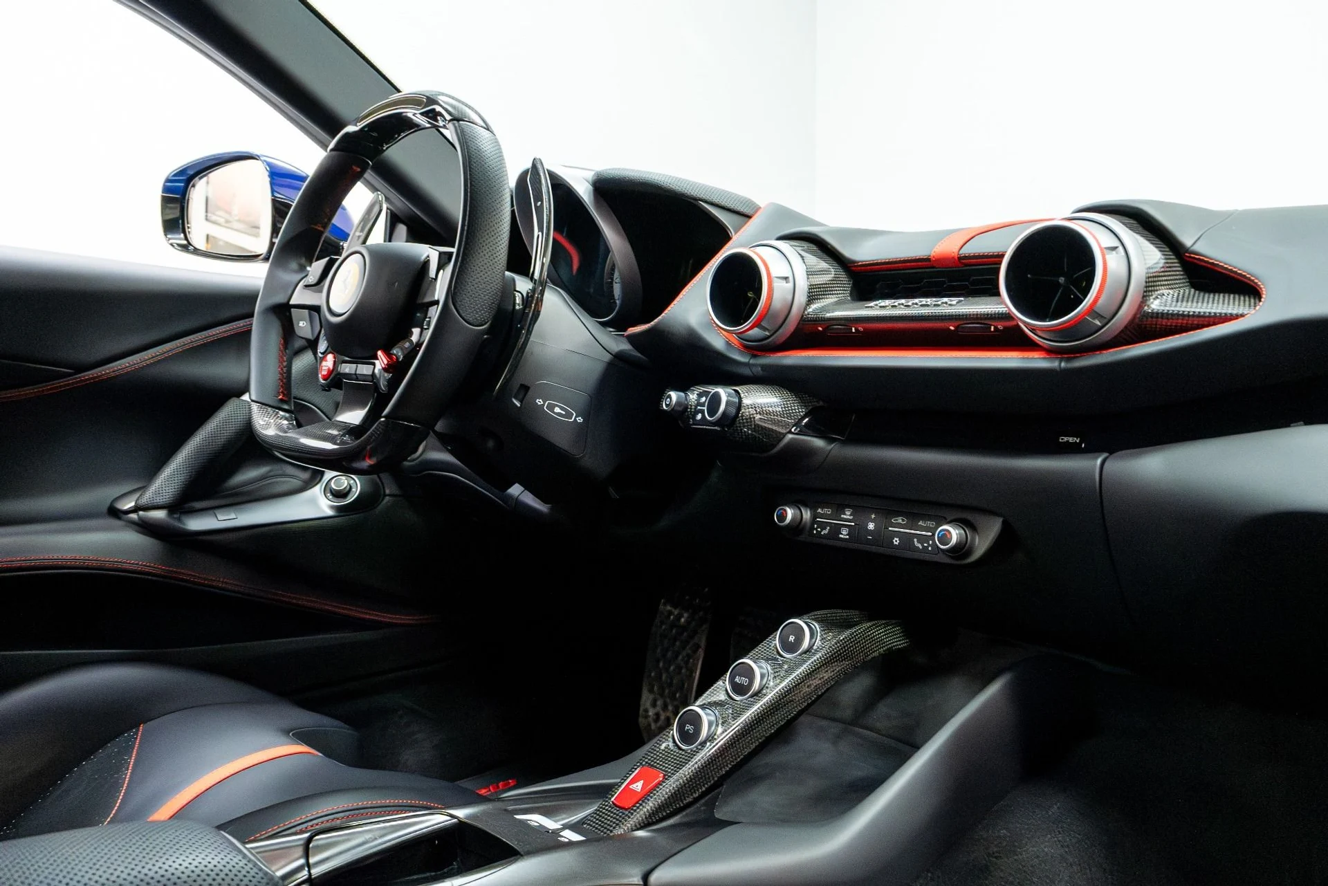 mph027_3125749918_Used_2019_Ferrari_812_Superfast_1774911934_dfda28e954