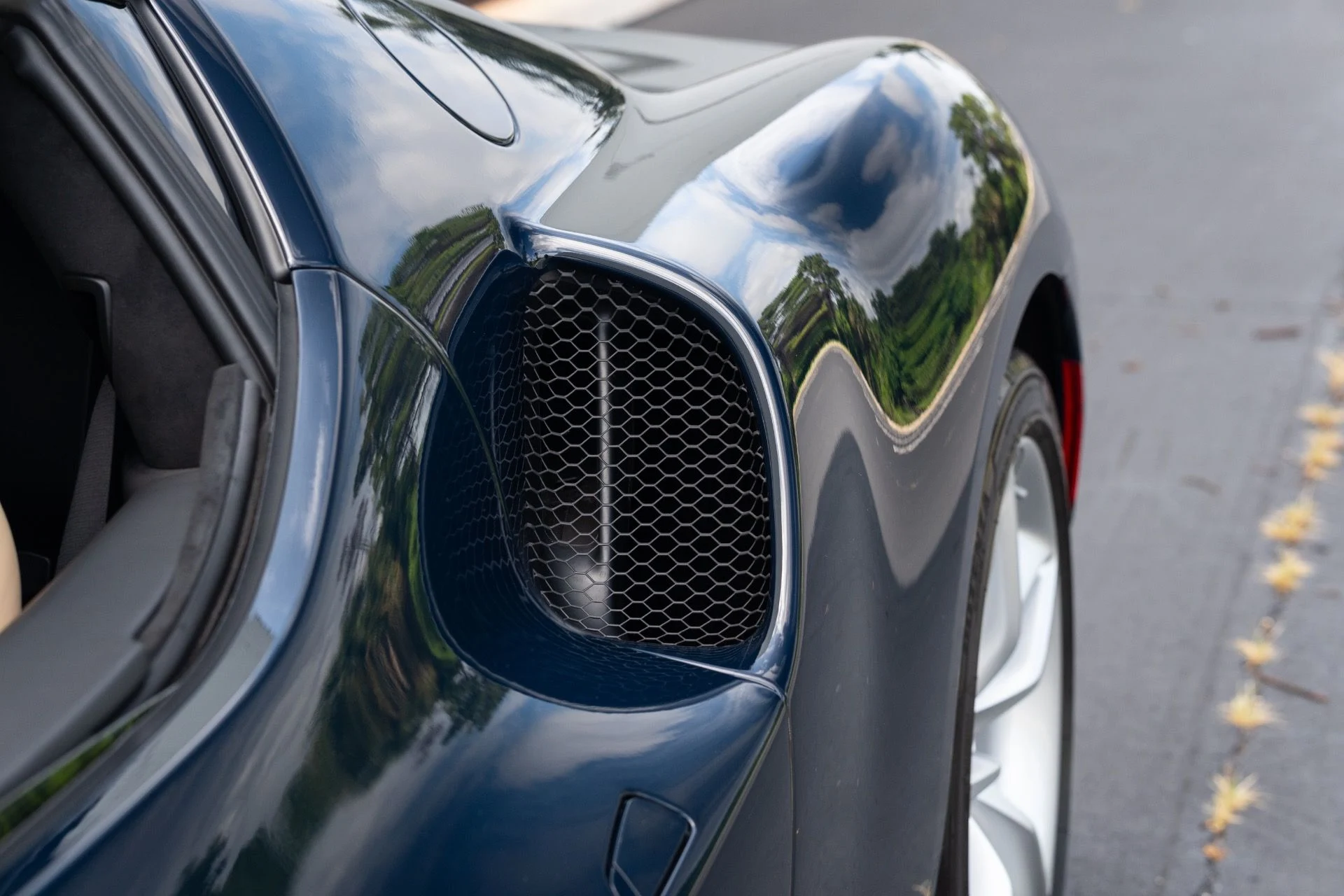 mph027_3126181473_Used_2023_Ferrari_296_GTB_1780421553_38c6b710a4