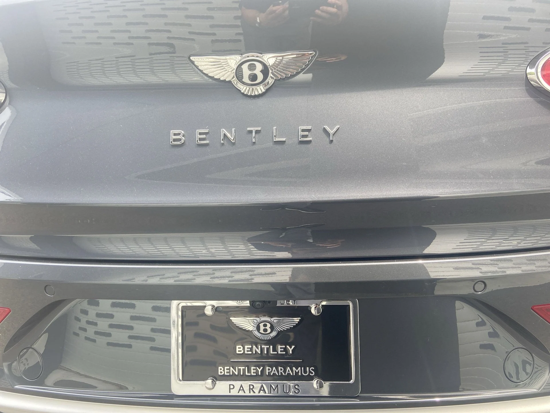 mph027_3127933545_404d2c829e9fbe4b624b78fdae27d14ex_df269a0306