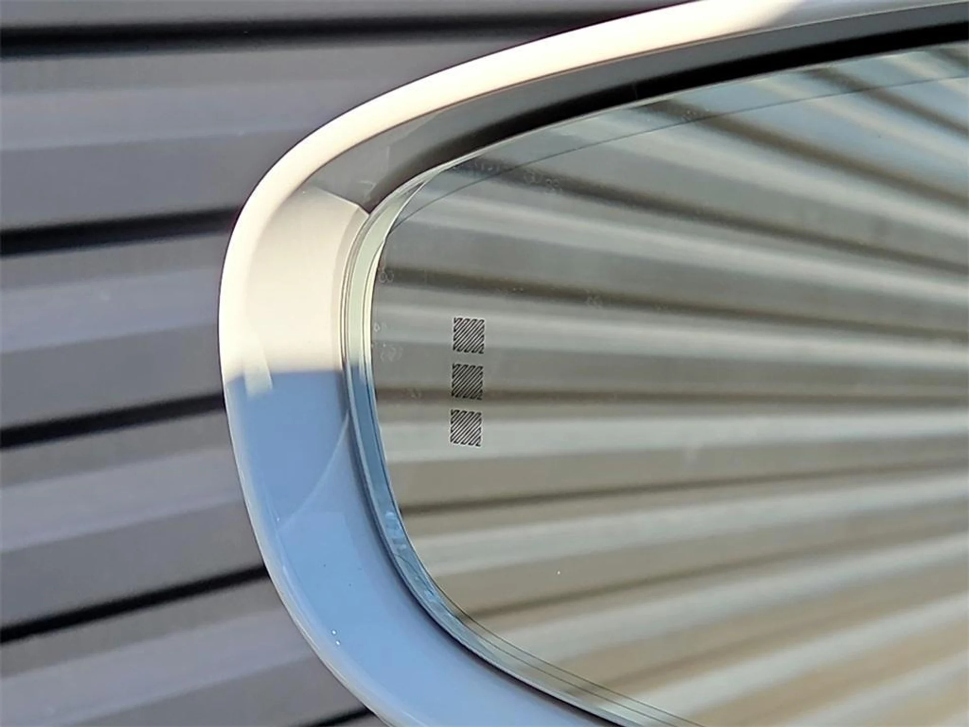 mph027_3129816236_3m_Sjg3_Ua_Eh_Sn03y7y_Fo_SC_Hu_HU_e6fa7fb83f