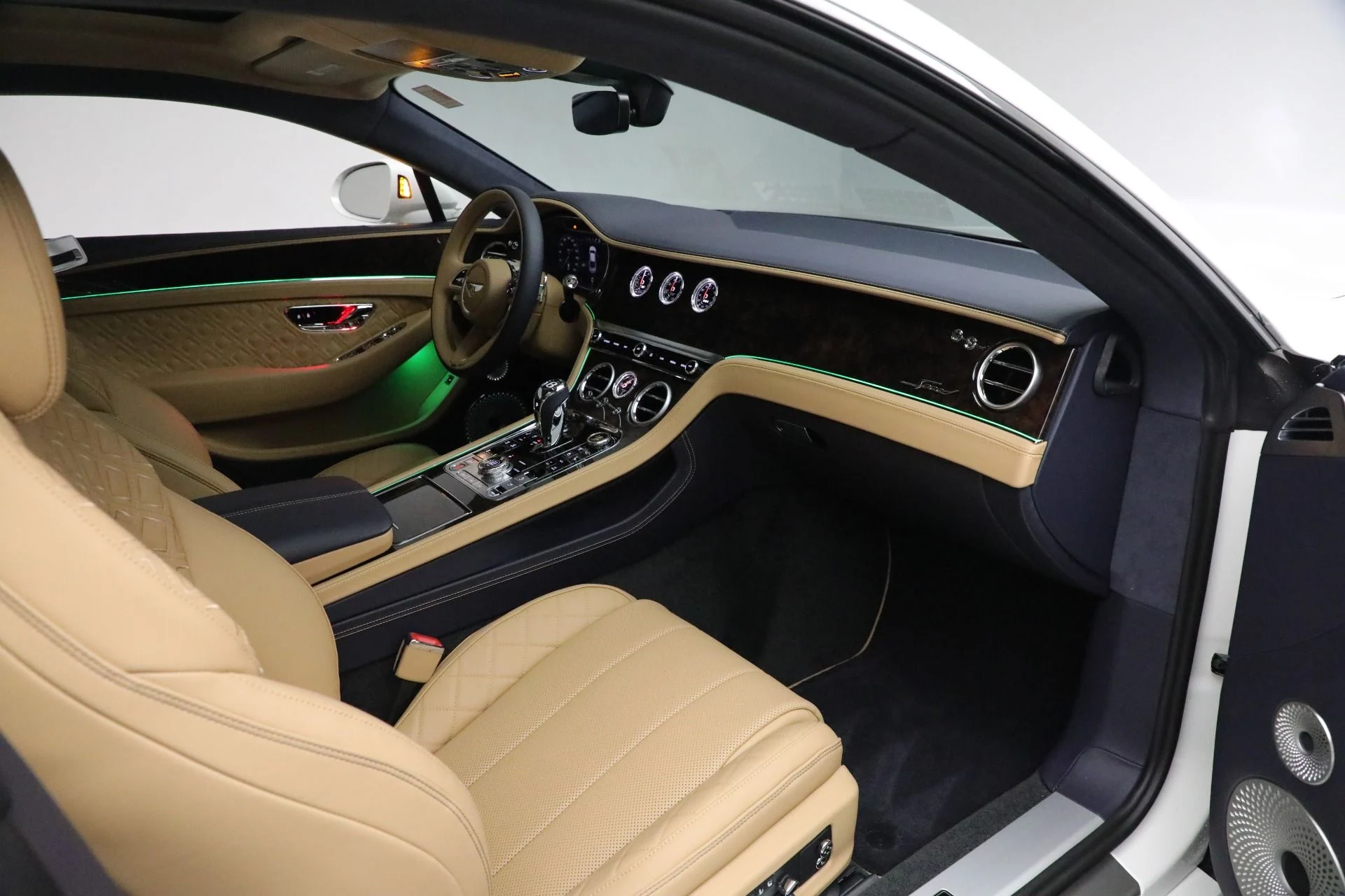 mph027_3130152631_Used_2024_Bentley_Continental_GT_Speed_322ef224dc