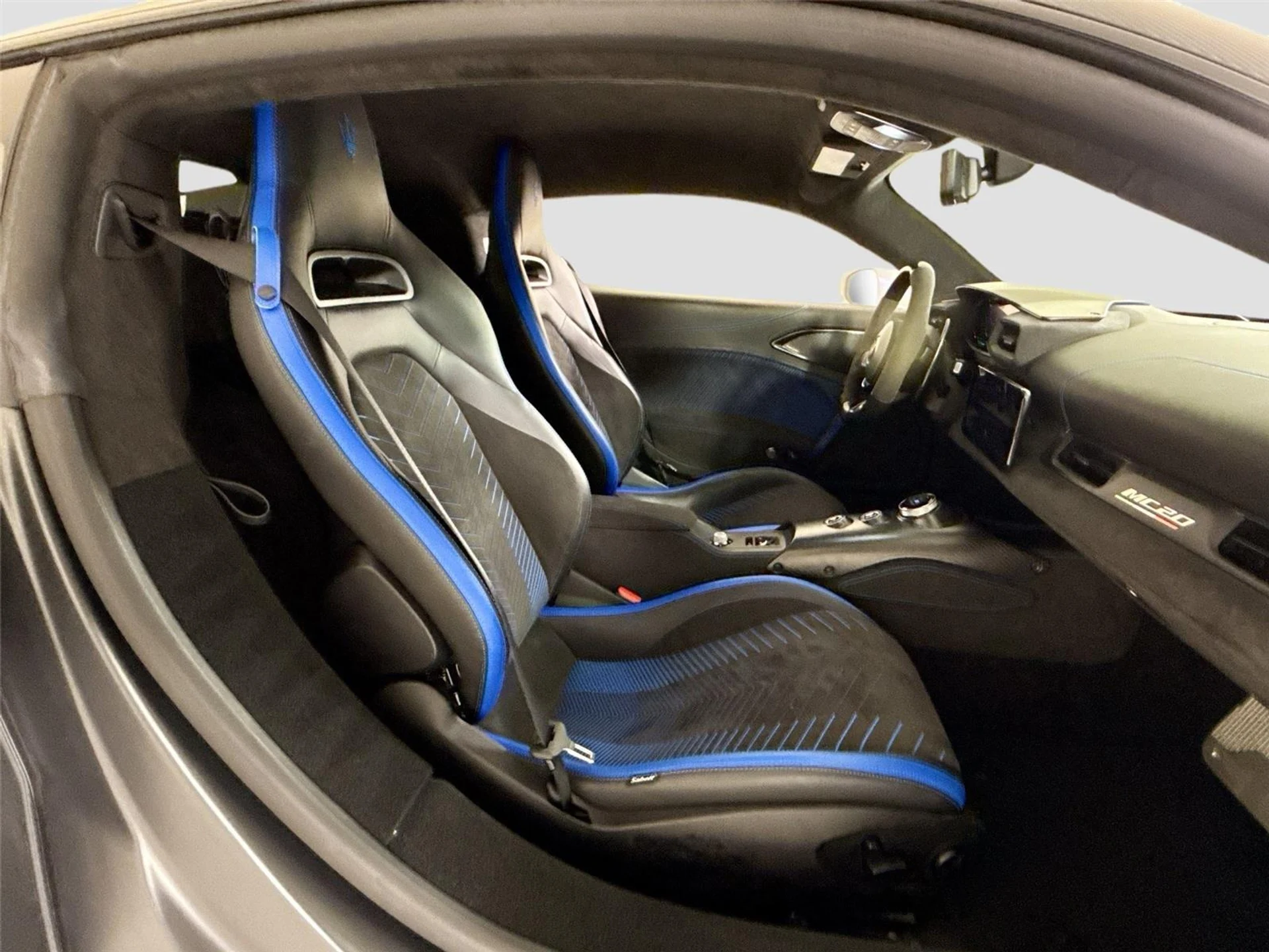 mph027_3131030538_c3d49a73615f4cbebe87532635644aa0_5dbb0941ab