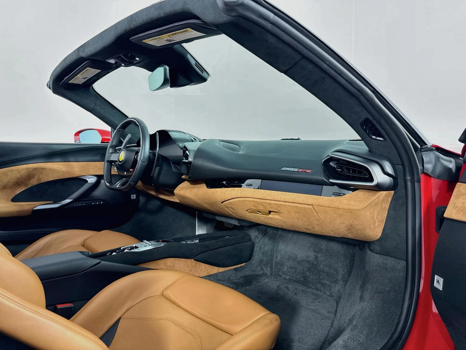 mph027_3134645538_Used_2024_Ferrari_296_GTS_1791318667_980a1b0c6d