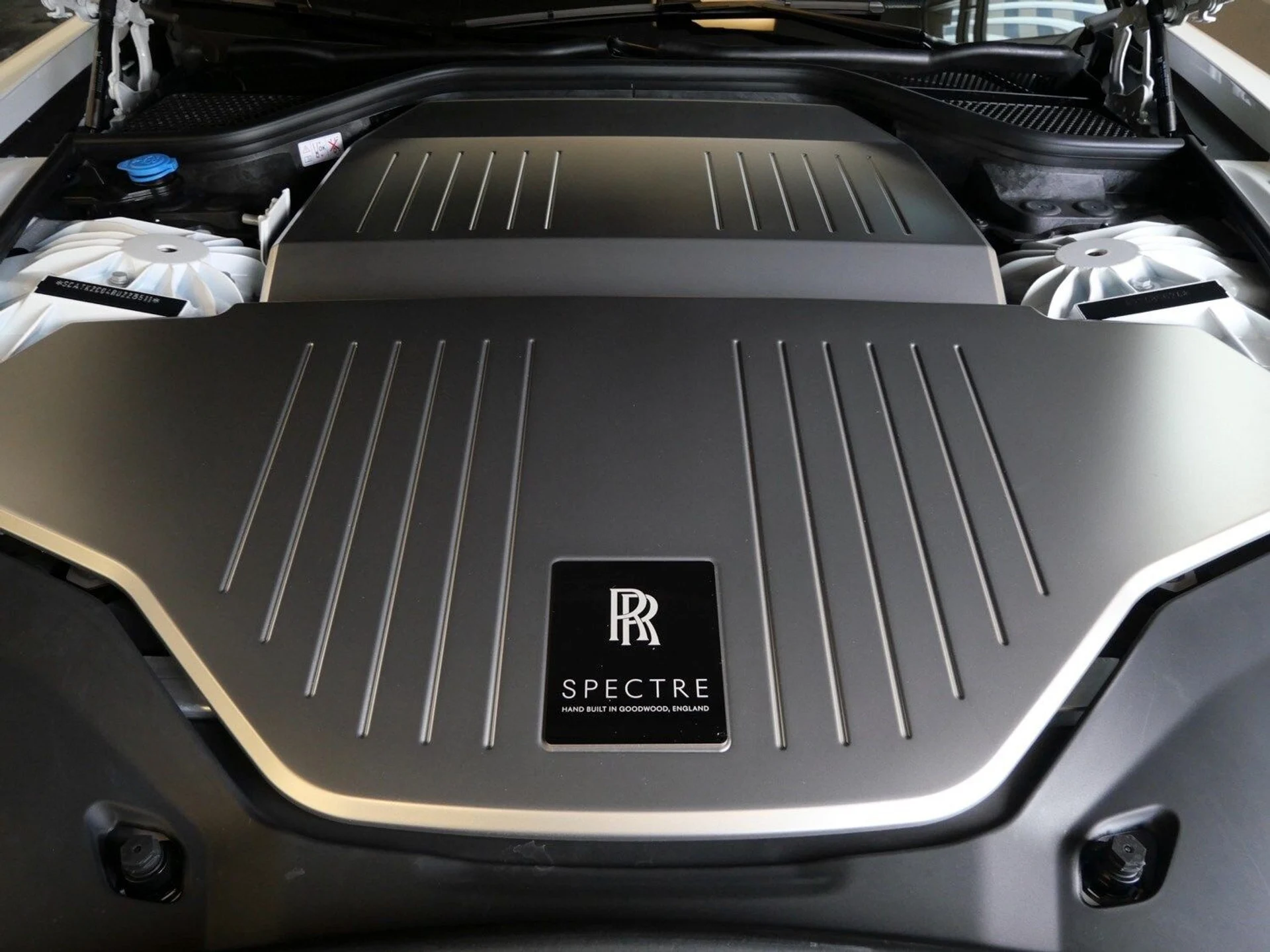 mph027_3137276566_79db56a1b9940cc1a4eebc002d98e635x_522a5c14e4