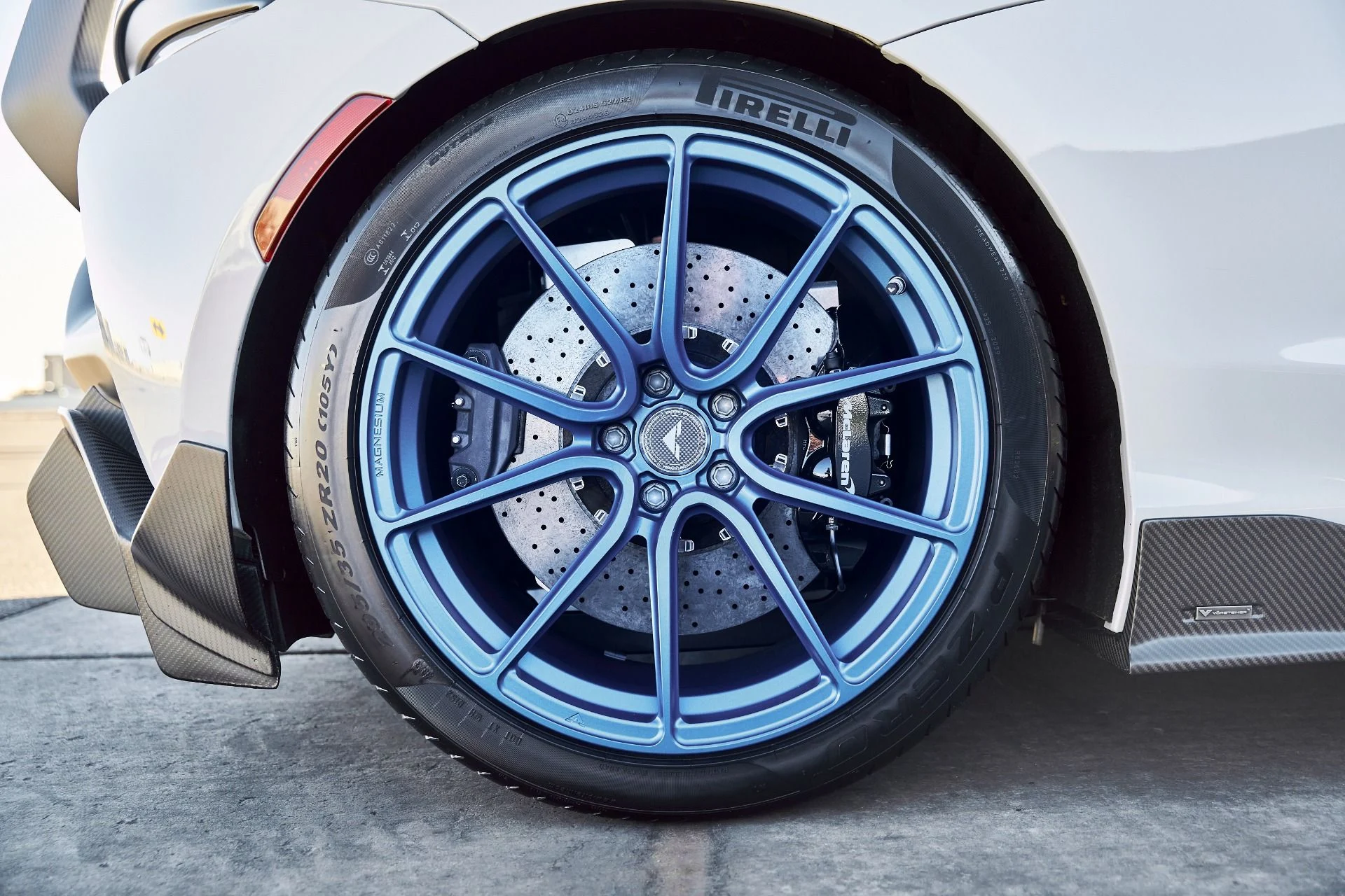 mph027_3137784700_Used_2023_Mc_Laren_Artura_1773773904_b7b29d8f36