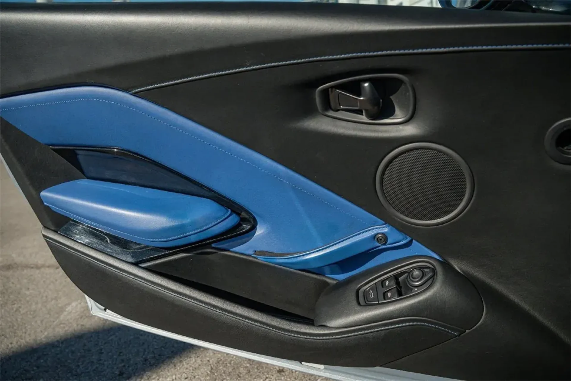 mph027_3137916800_61b4aa2304ce46c3946fbe715f57b46c_eb9ccf2907