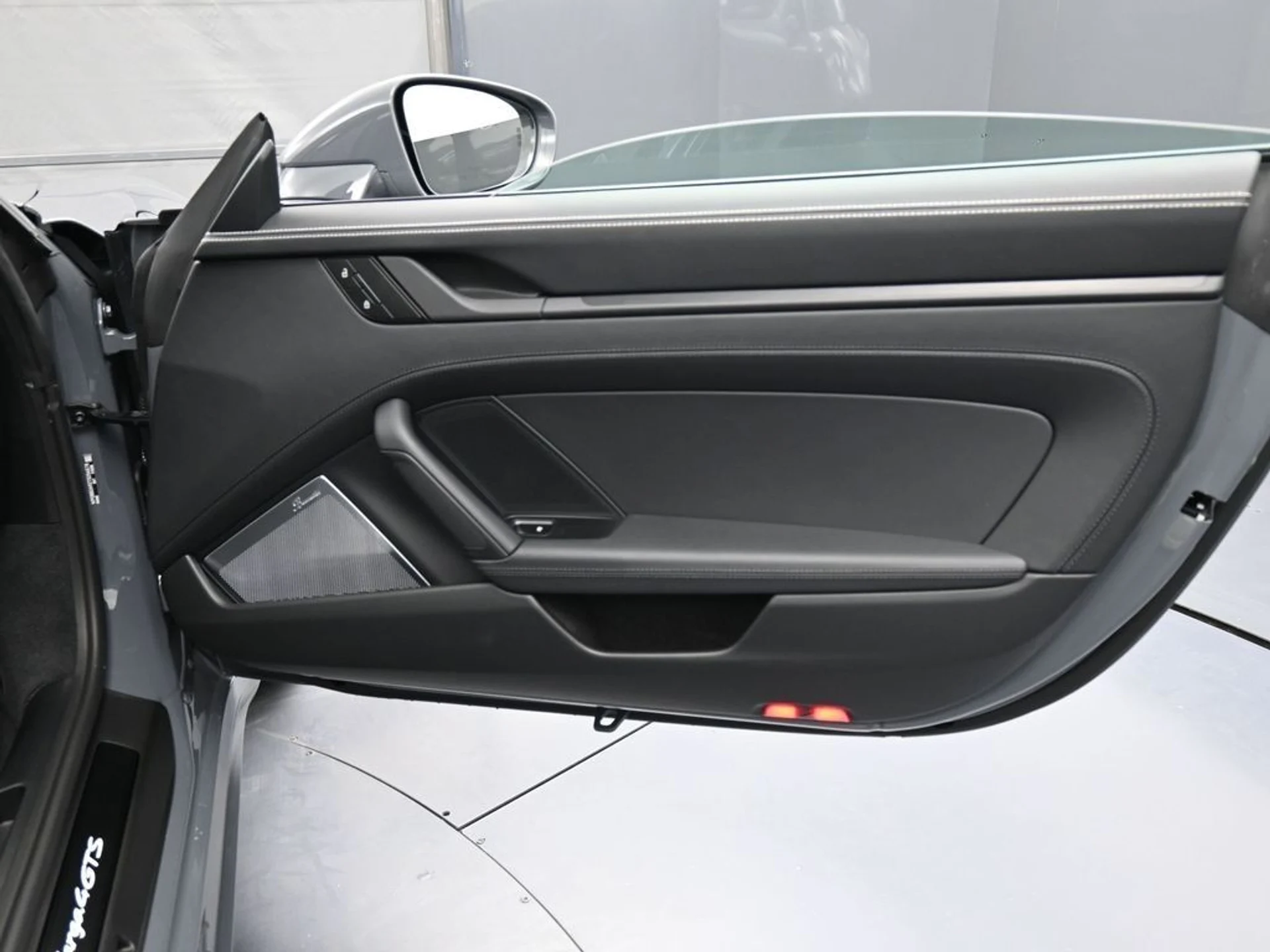 mph027_3138053017_image_27_1b5ba829f5